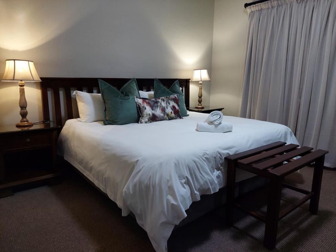 Standard Double Room photo 3