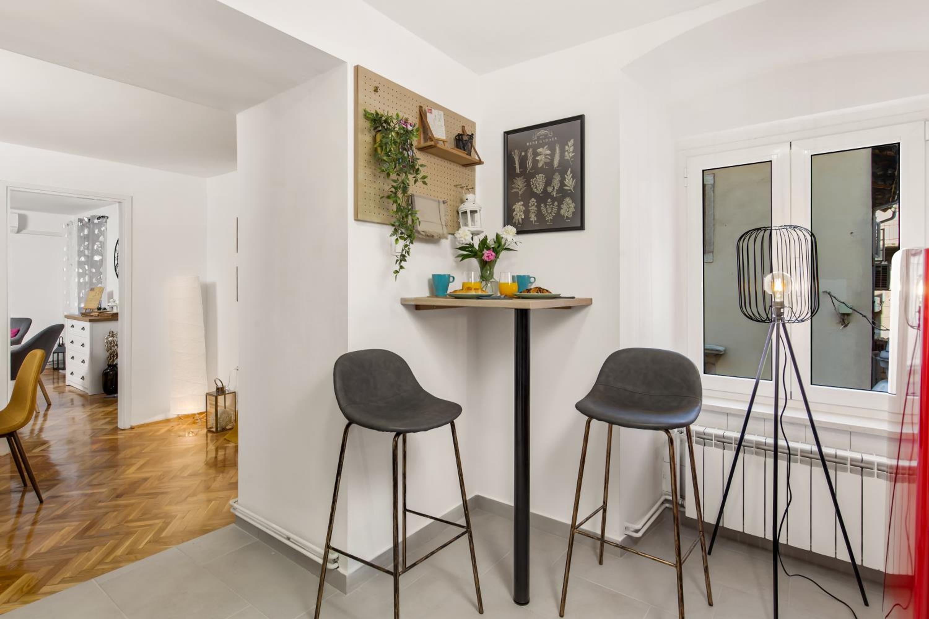 Two-Bedroom Apartment - Photo 8