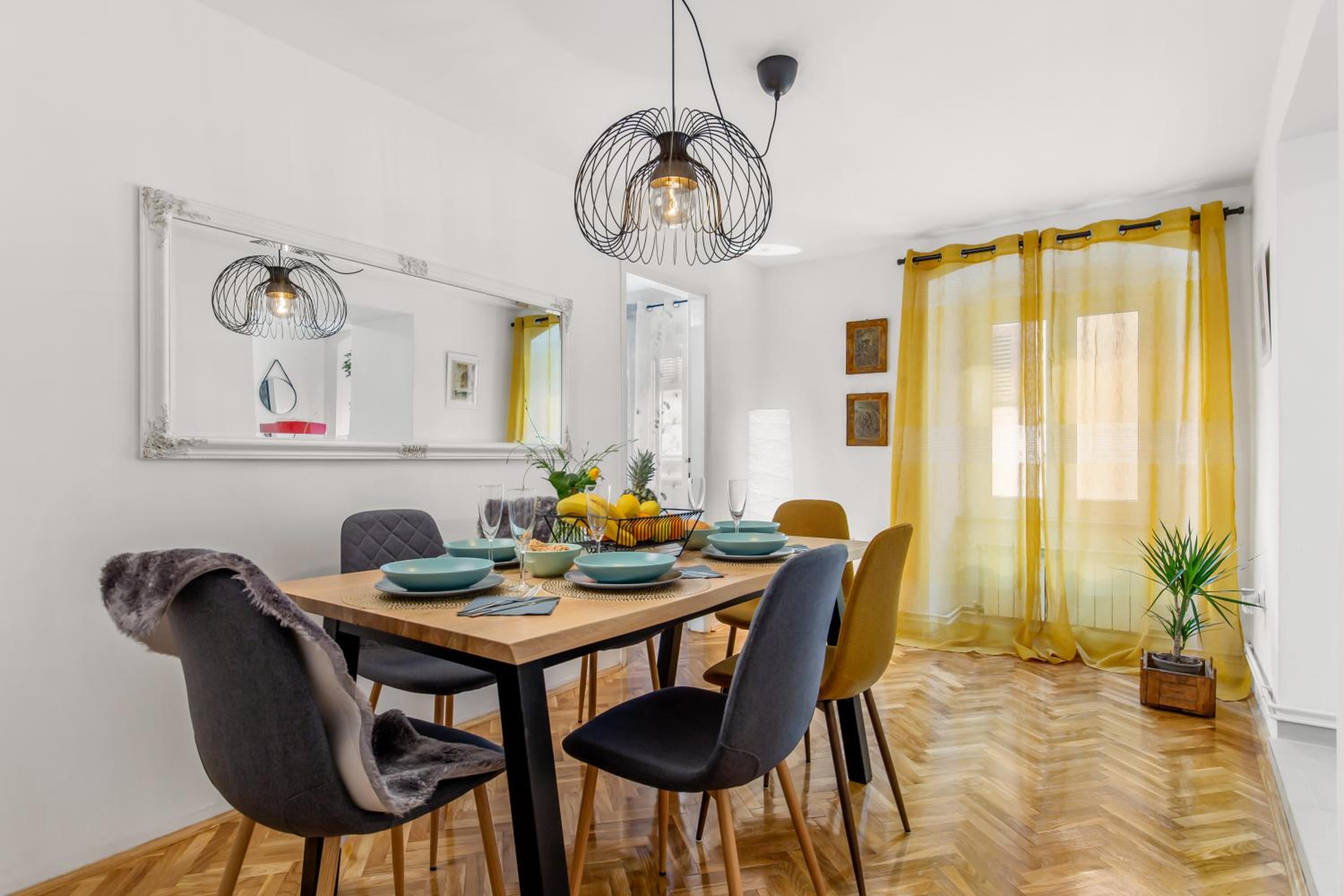 Two-Bedroom Apartment - Photo 12
