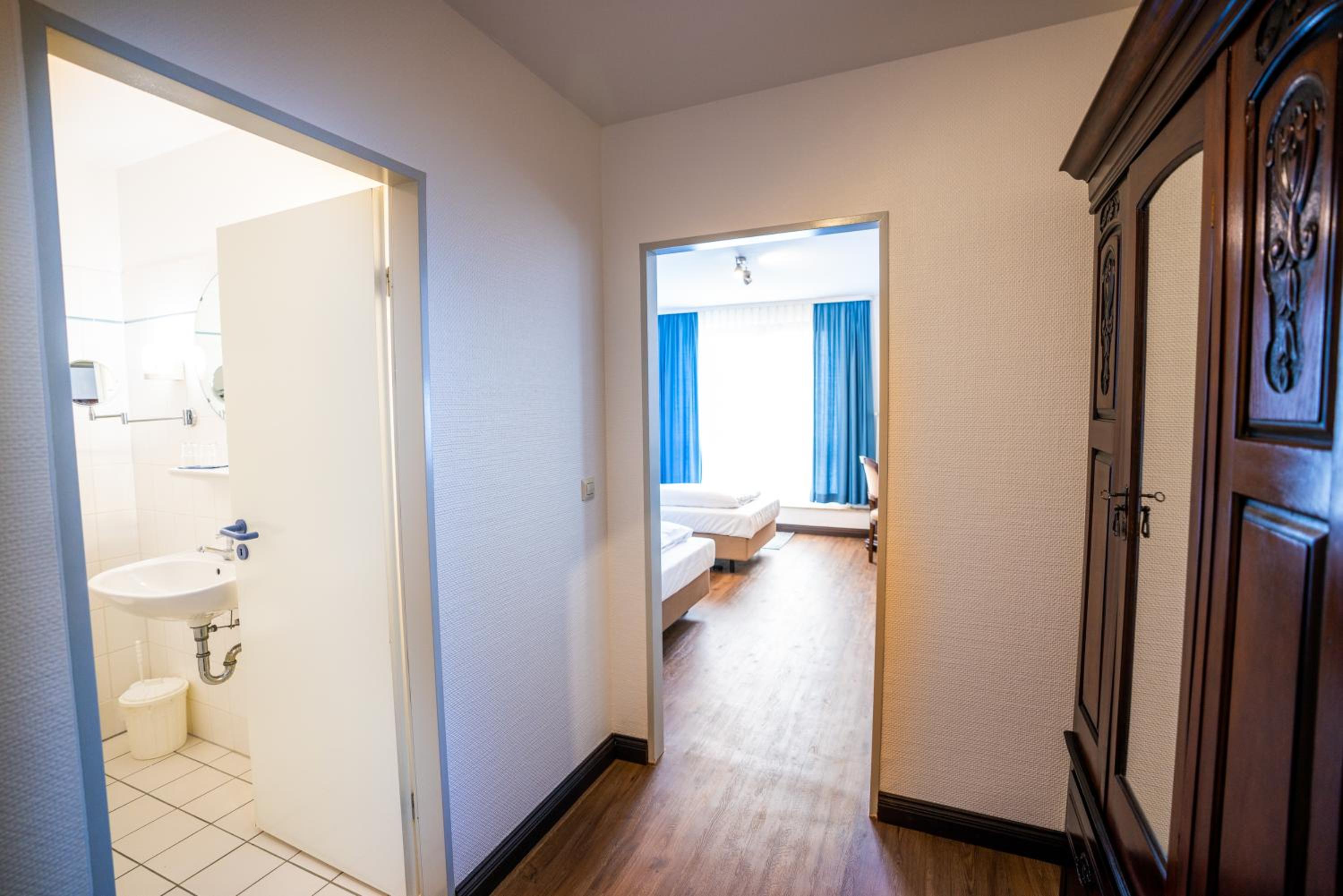 Double or Twin Room photo 1