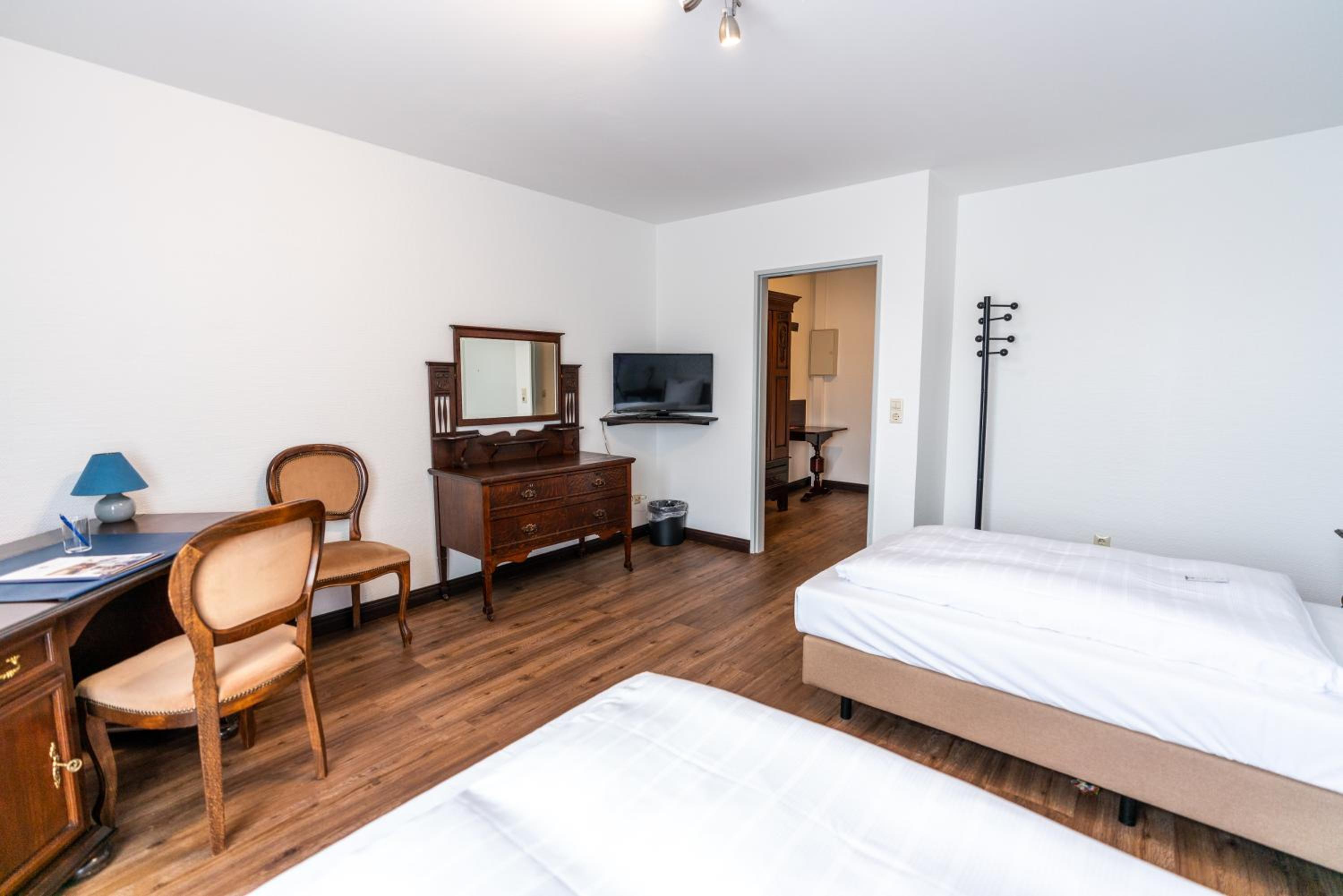 Double or Twin Room photo 2
