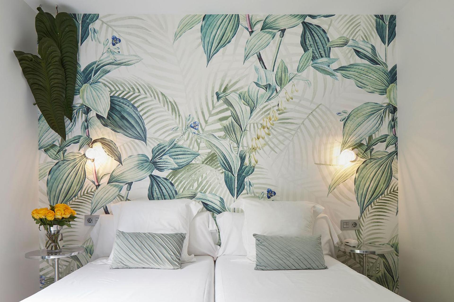 Twin Room - Photo 8