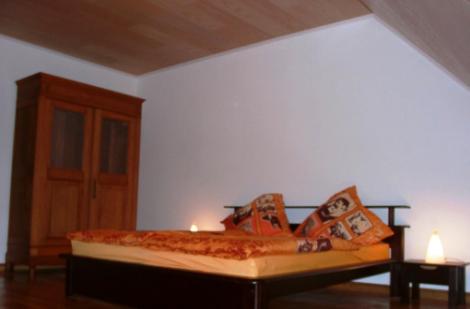 One-Bedroom Apartment photo 3