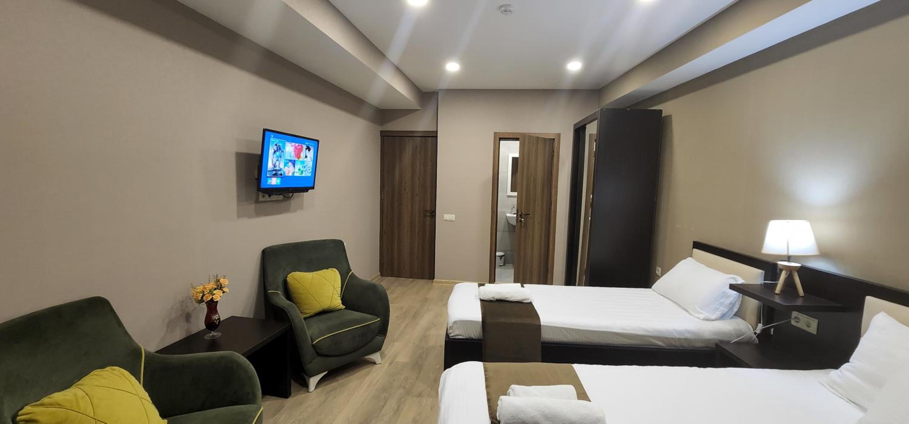 Comfort Triple Room