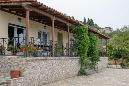 Villa photo 1