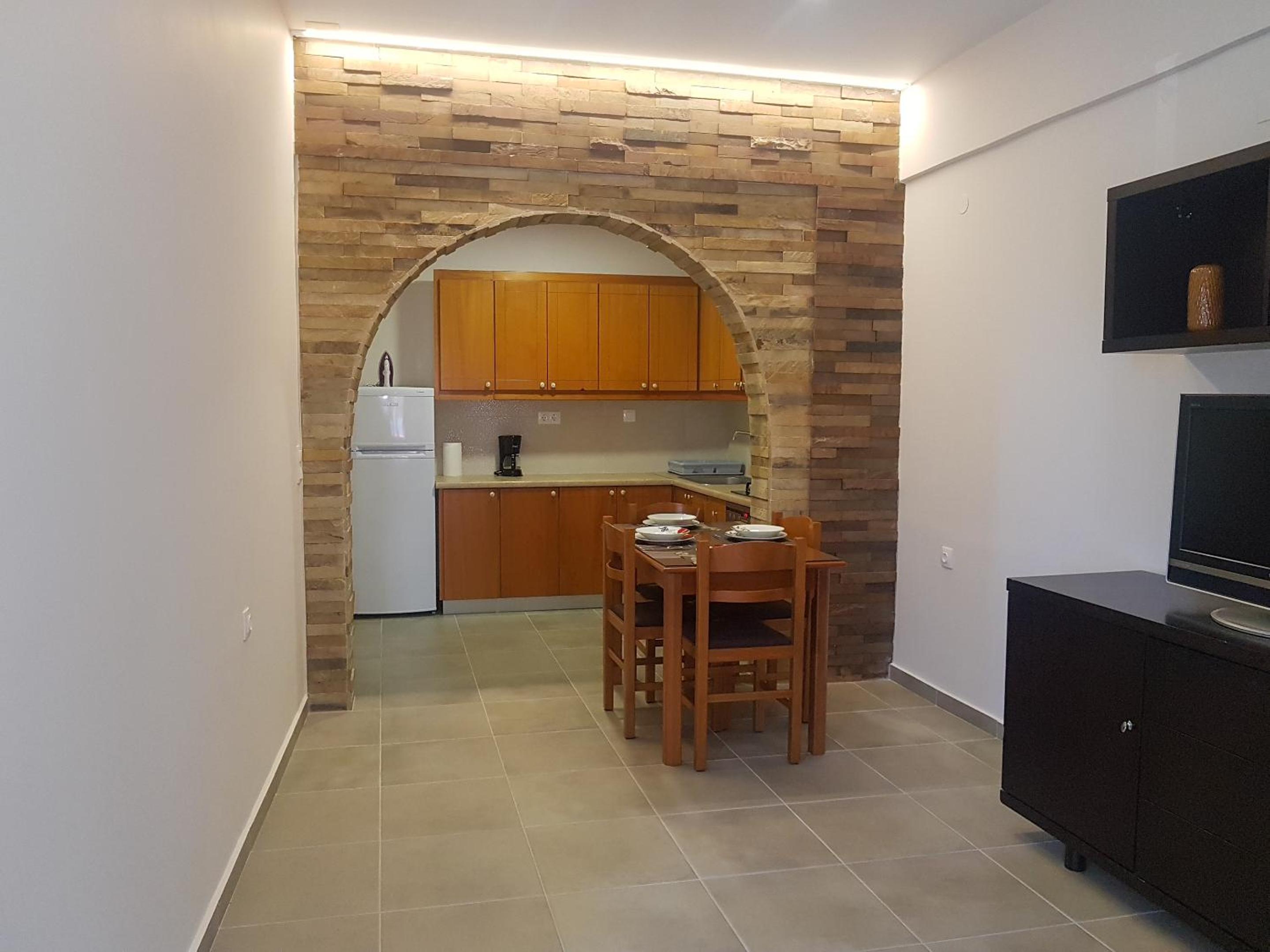 One-Bedroom Apartment - Photo 8