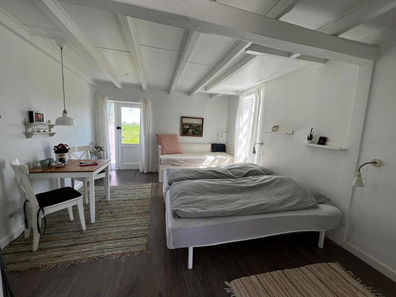 Studio with Terrace