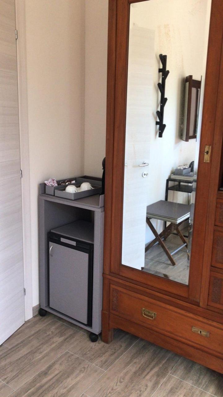 Double Room with Private Bathroom photo 3