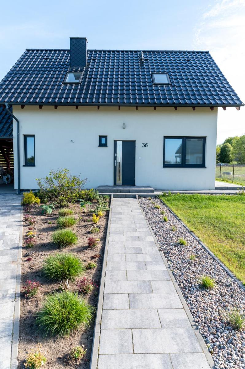 Four-Bedroom House photo 2