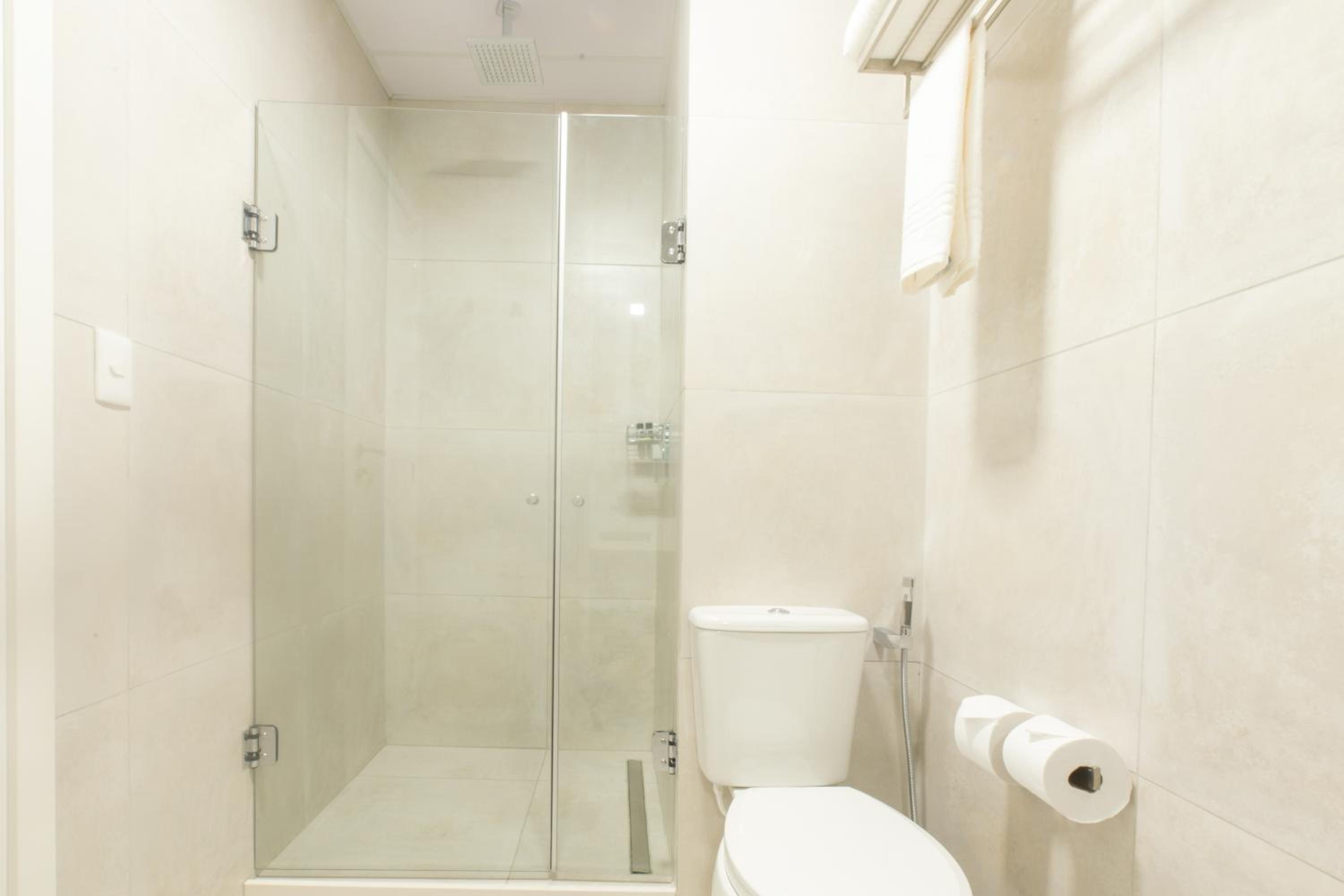 Luxury Quadruple - 4 Single Beds