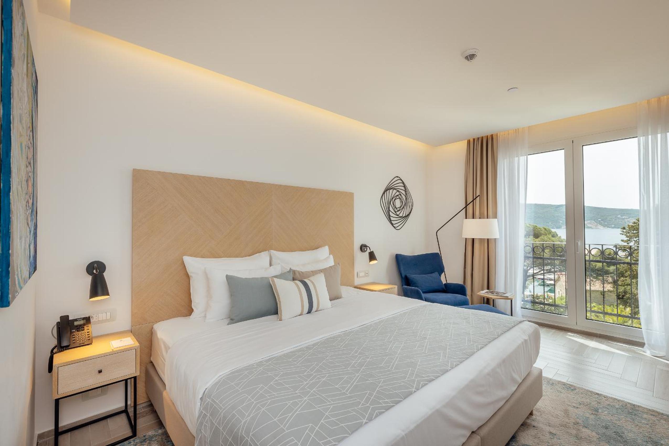 Superior Room with Sea View - Contemporary Building