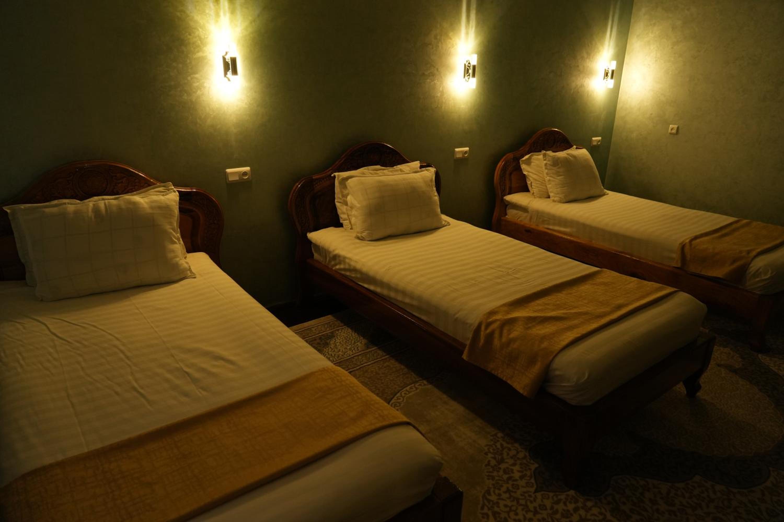 Triple Room with Bathroom photo 3