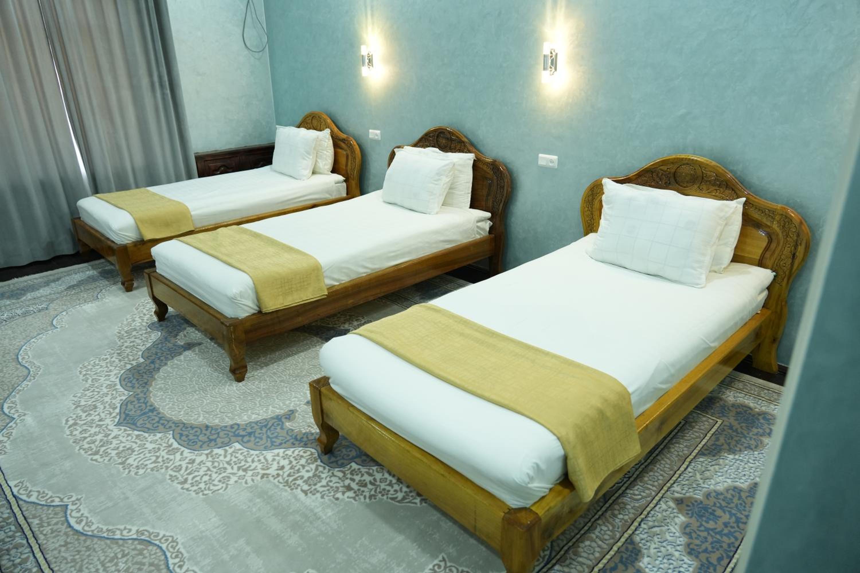 Triple Room with Bathroom photo 2