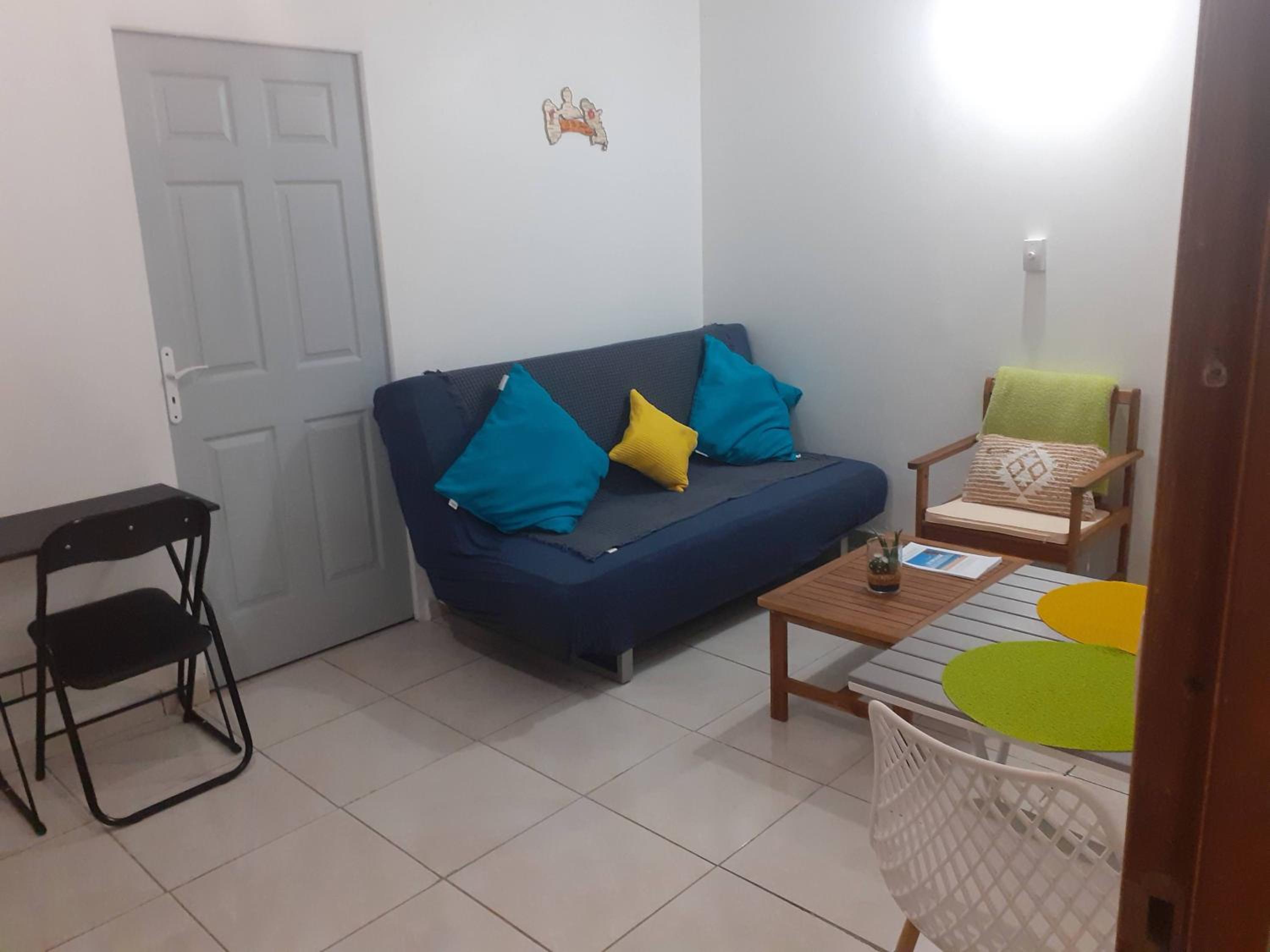 One-Bedroom House - Photo 21
