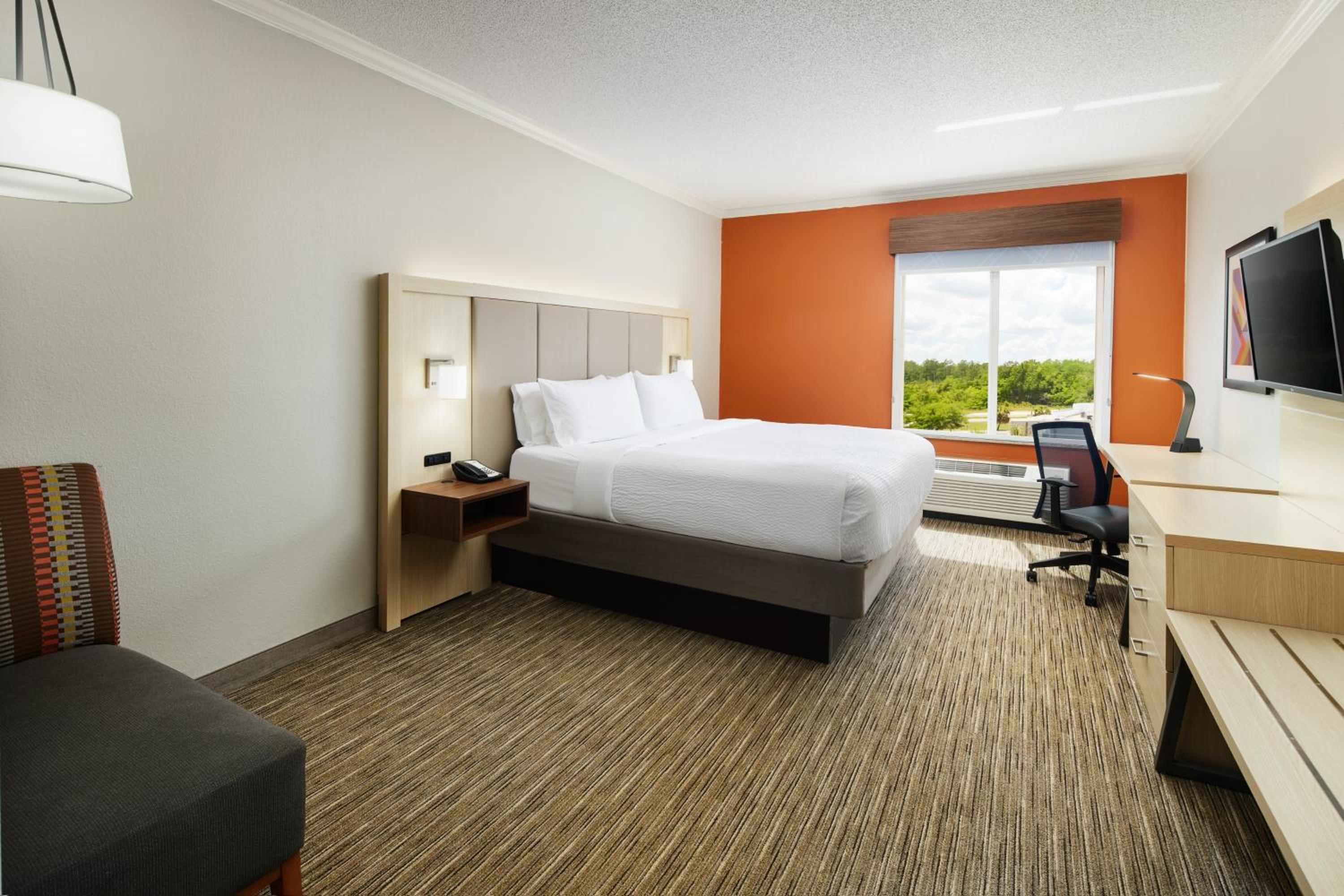 Standard King Room - Photo 1