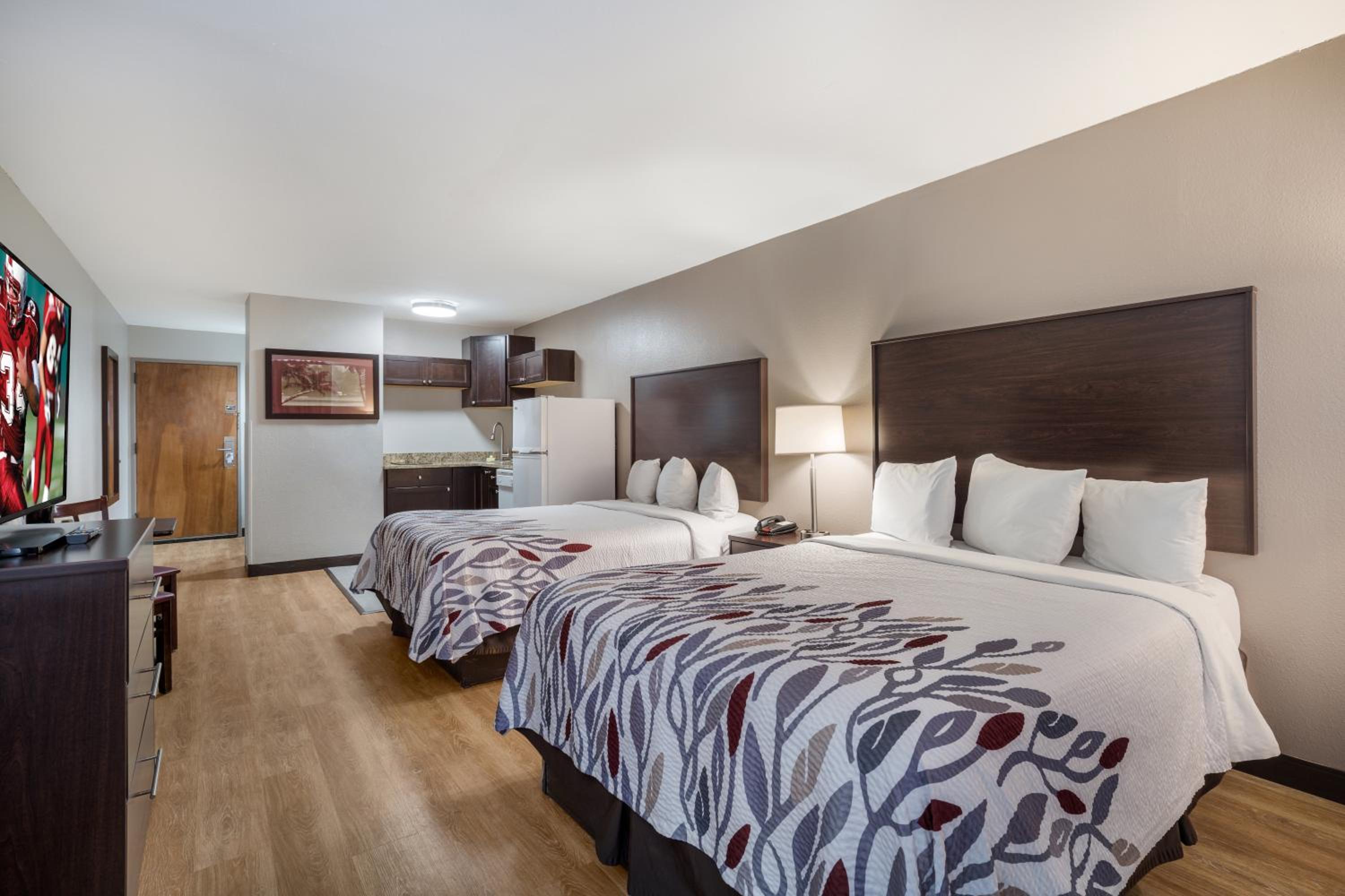  Suite with Two Queen Beds with Kitchen Non-Smoking photo 1