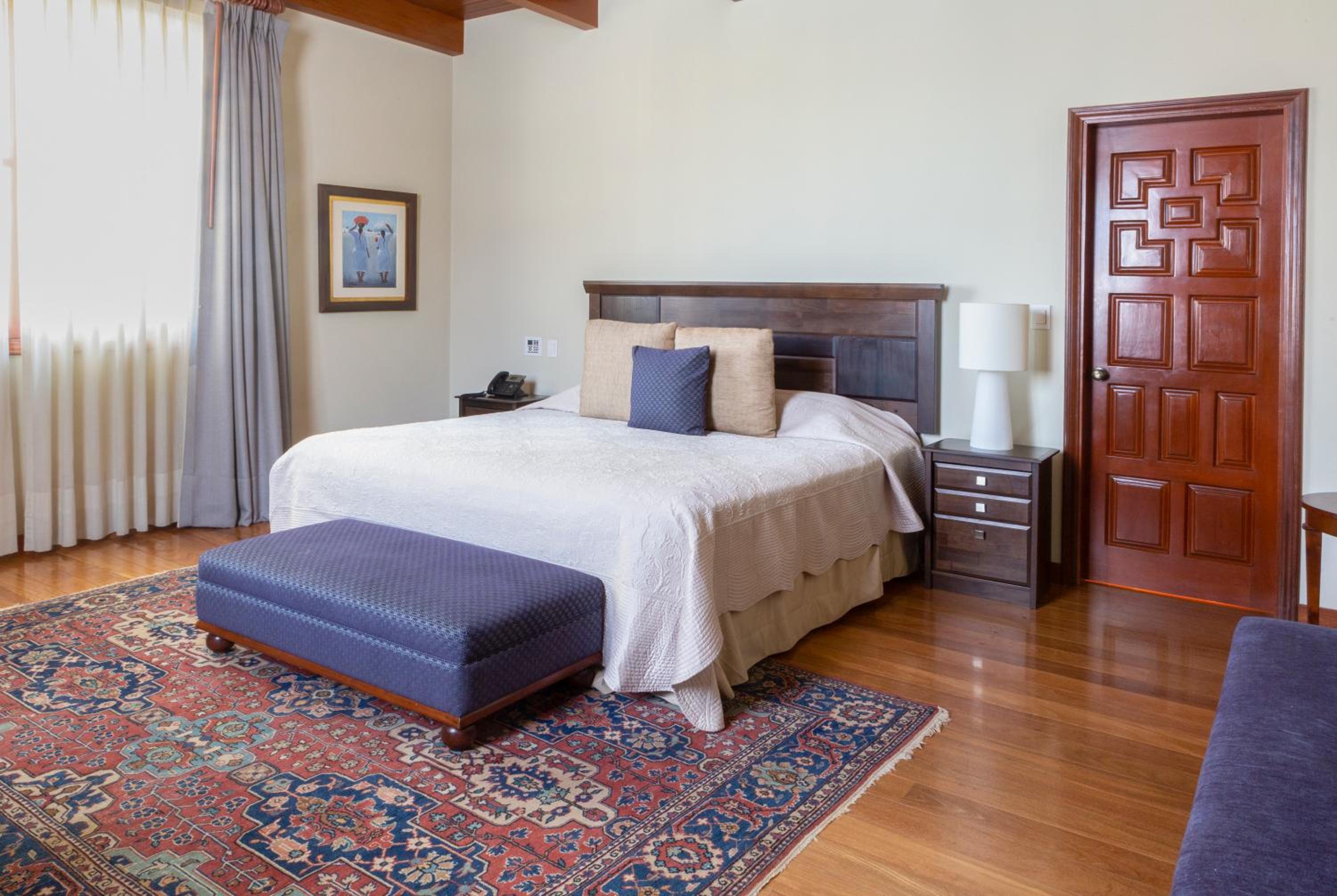 Junior Suite with Pool View photo 1