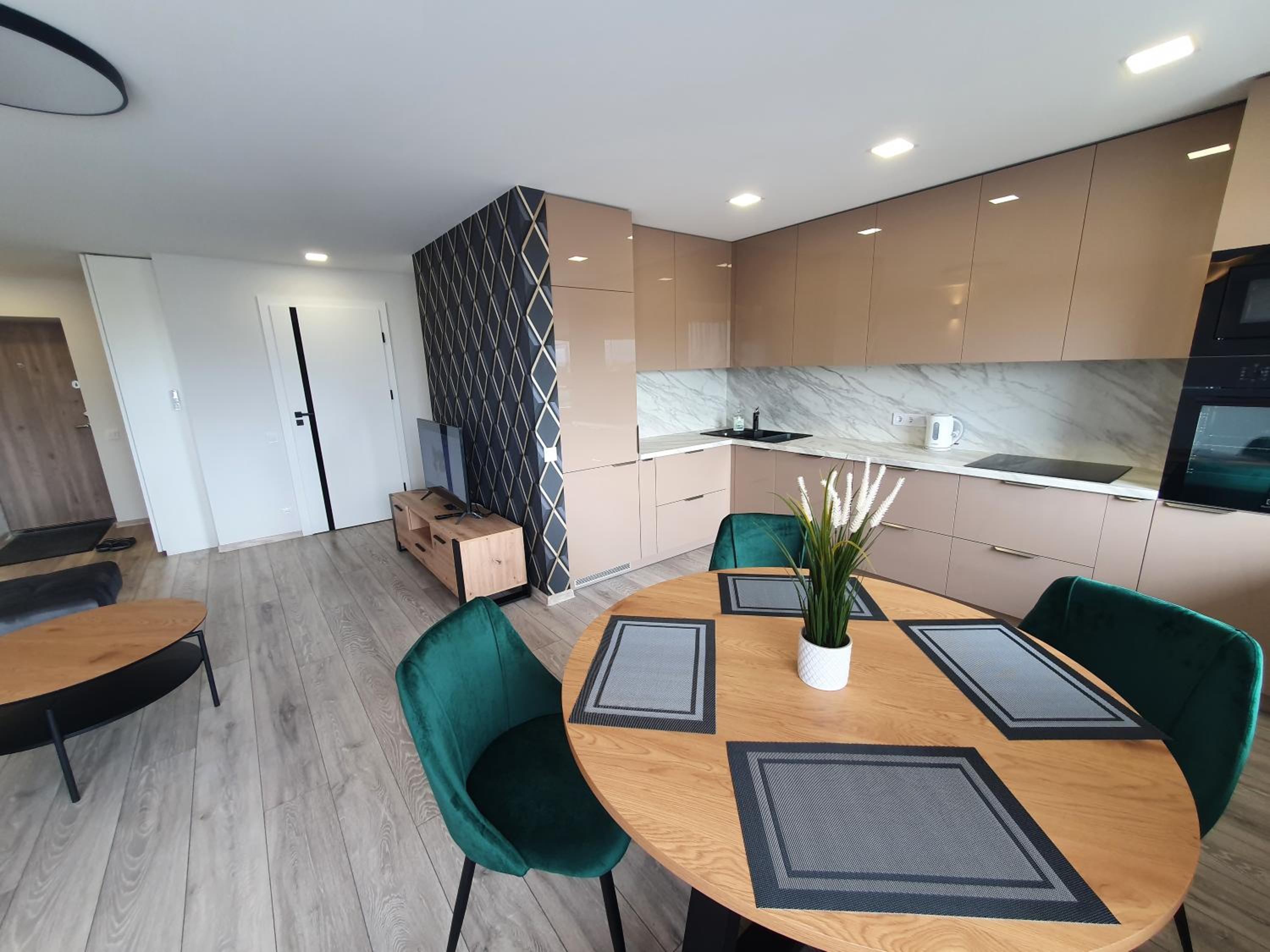 Two-Bedroom Apartment - Photo 7