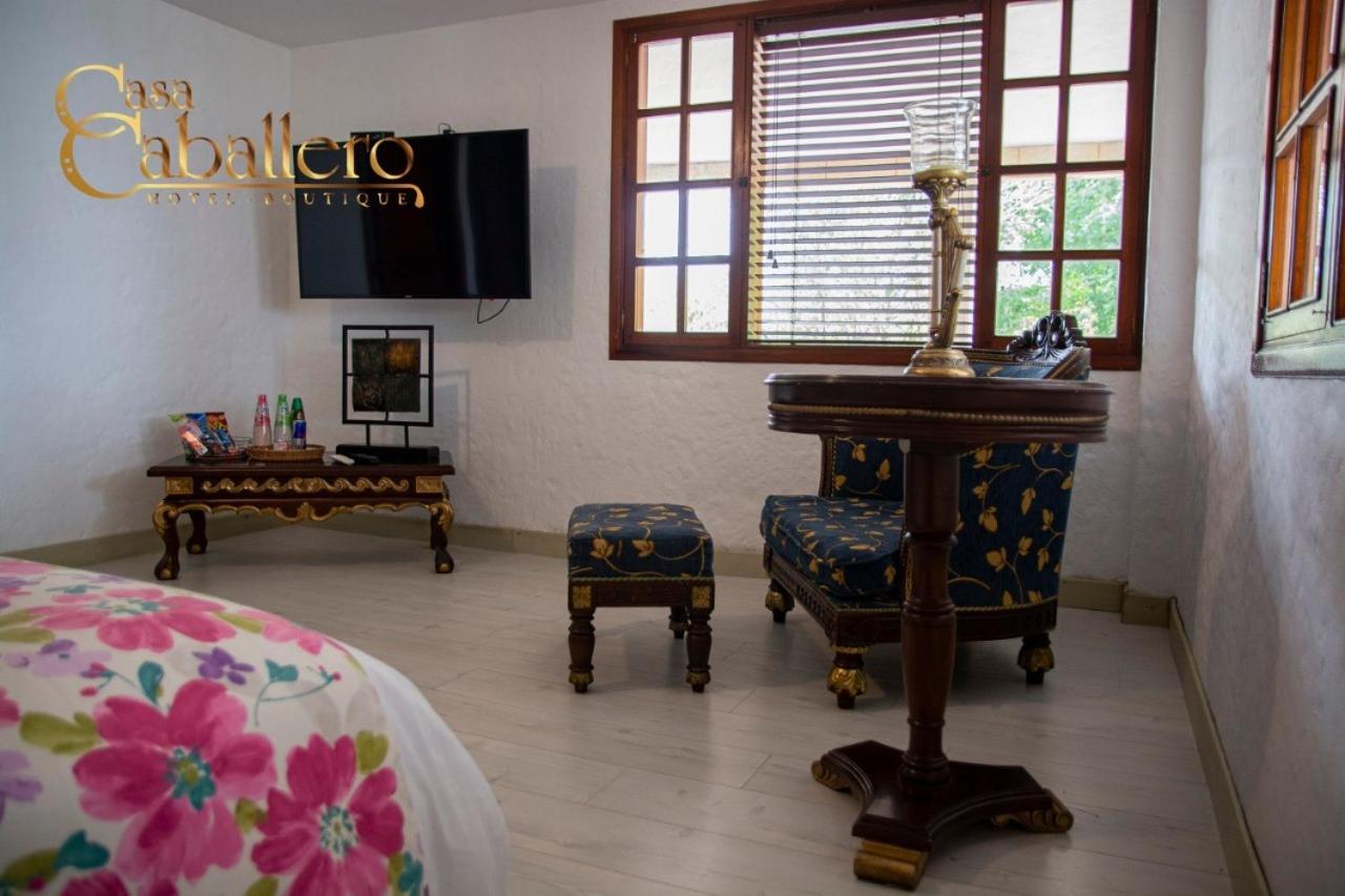 Deluxe King Room photo 2