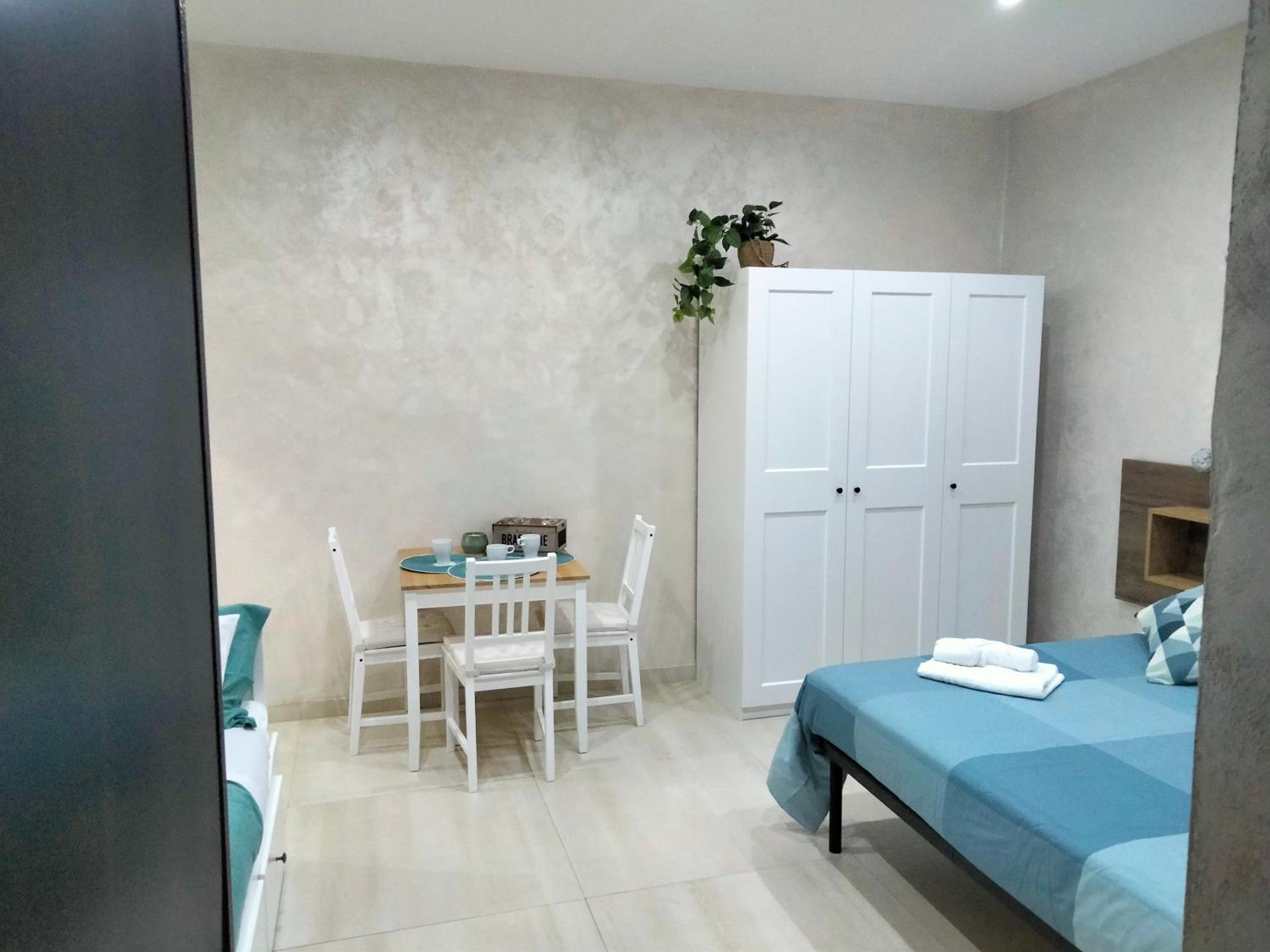Deluxe Quadruple Room - Photo 1