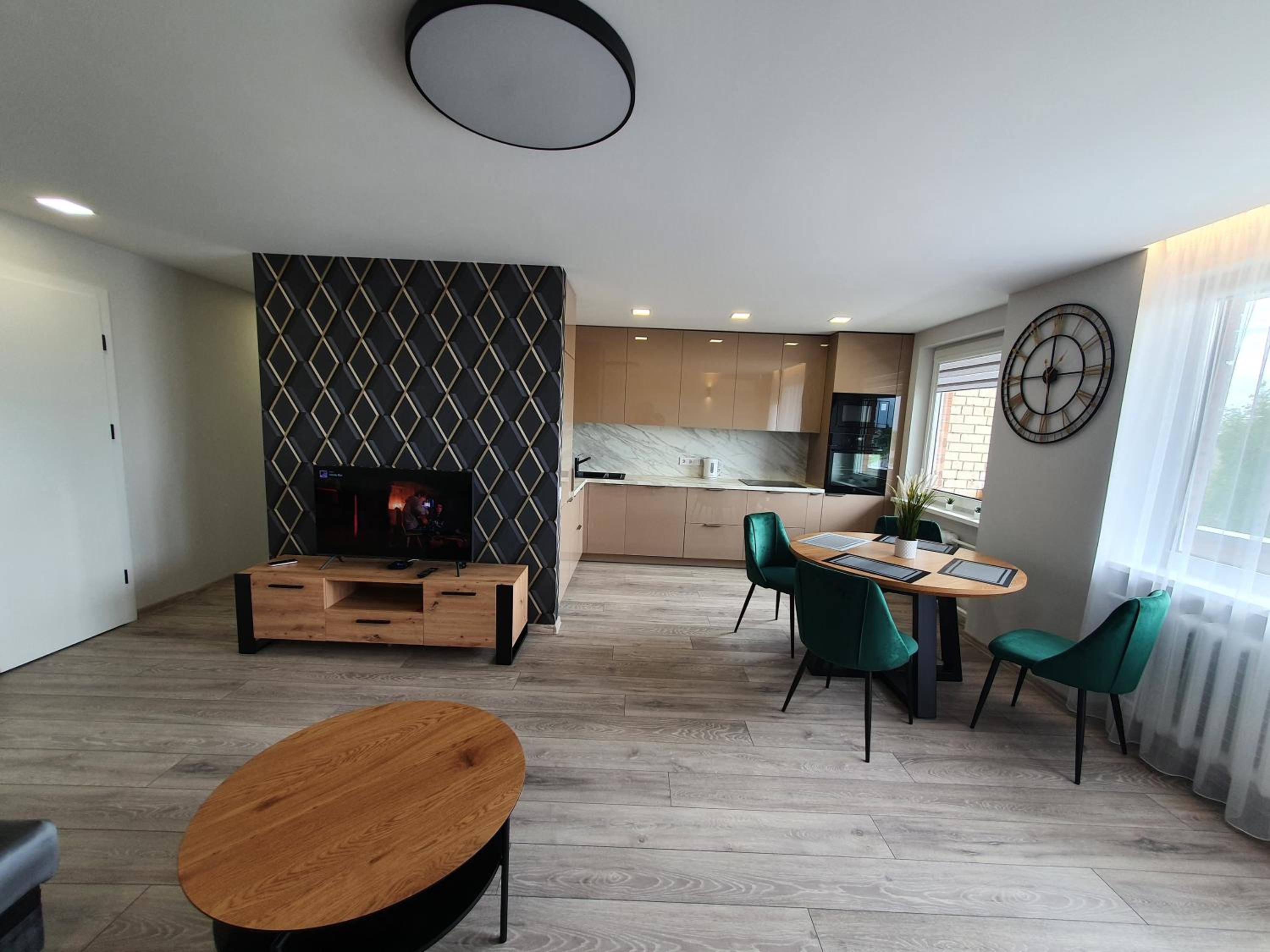 Two-Bedroom Apartment - Photo 9