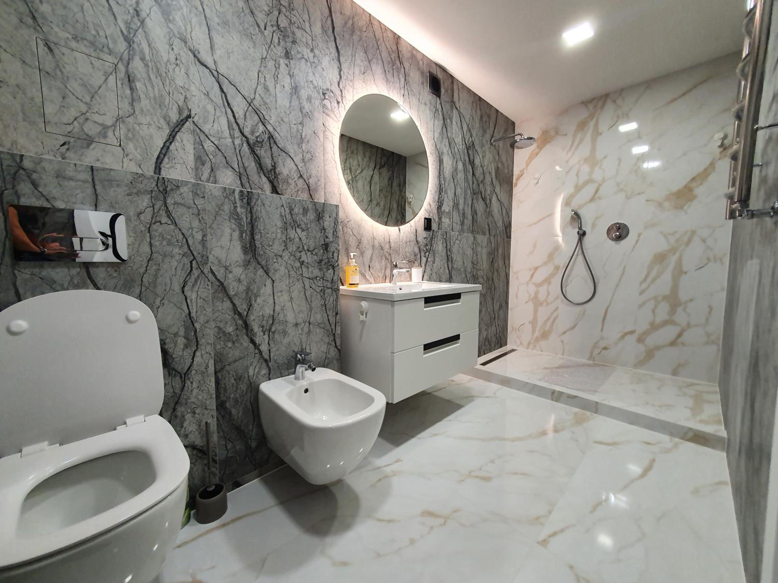 Two-Bedroom Apartment - Photo 18
