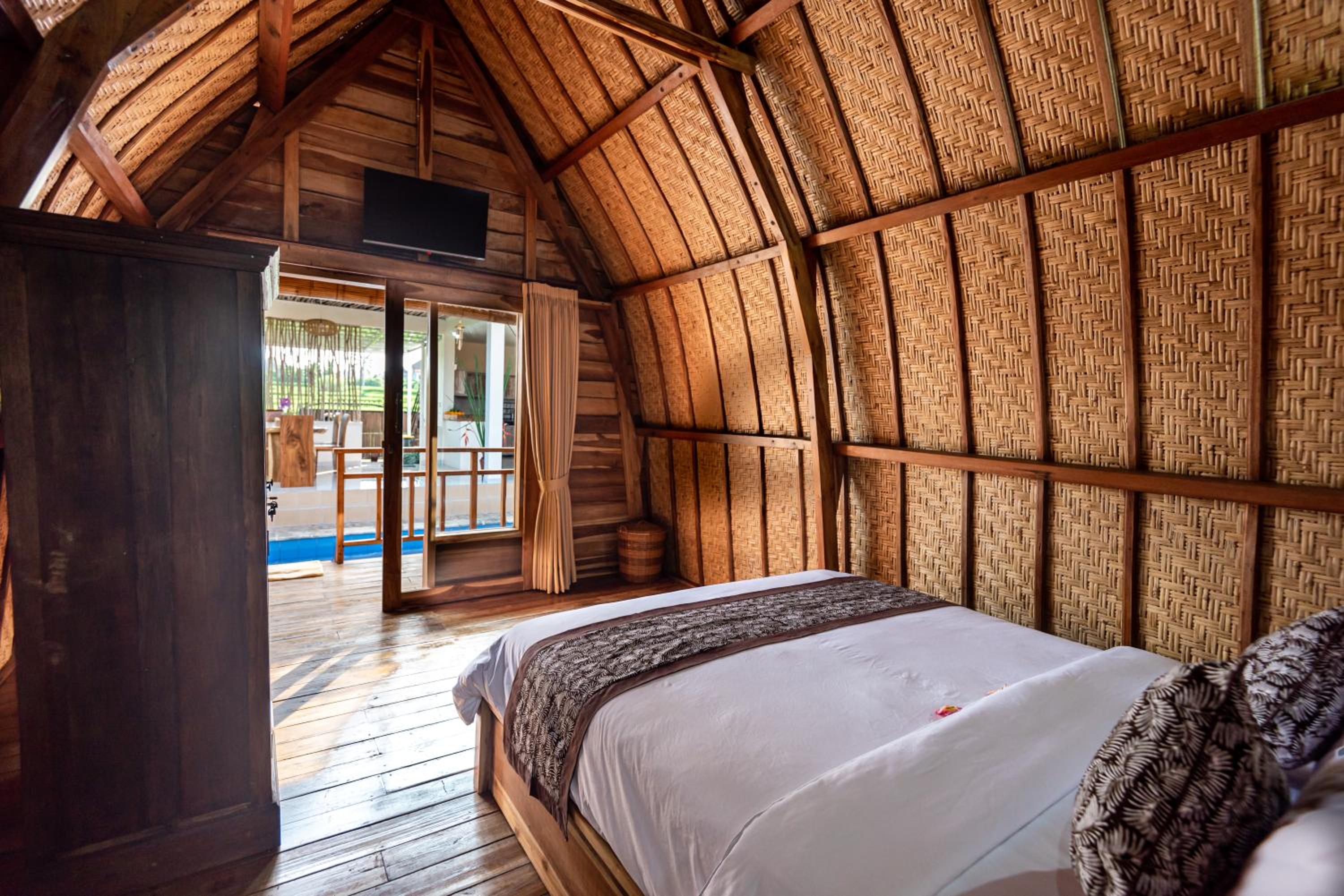 Two-Bedroom Villa - Photo 1