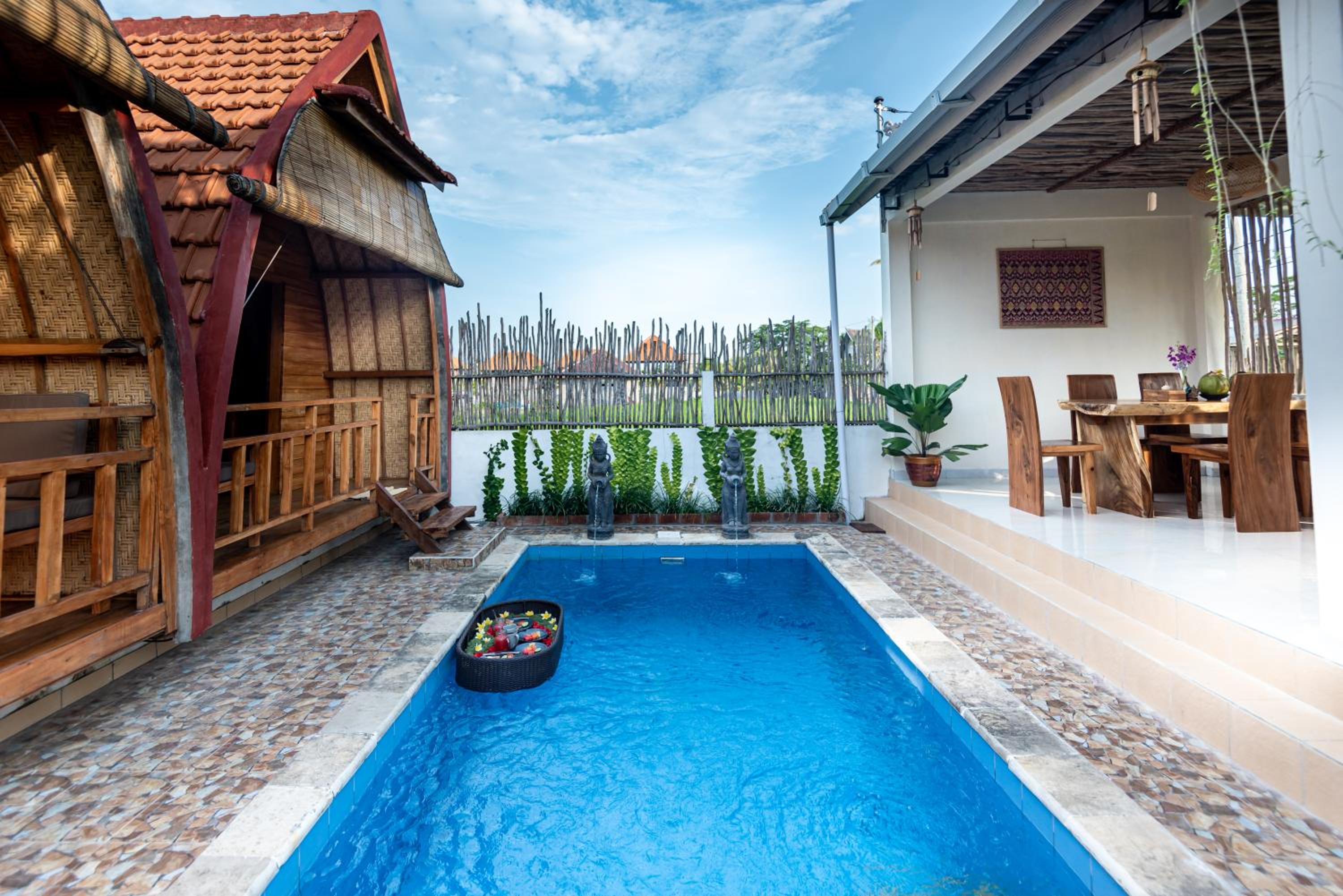 Two-Bedroom Villa - Photo 4