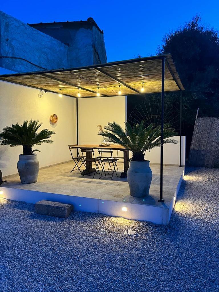 One-Bedroom House photo 2
