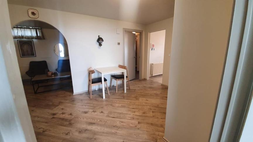 Double Room with Sea View - Photo 25