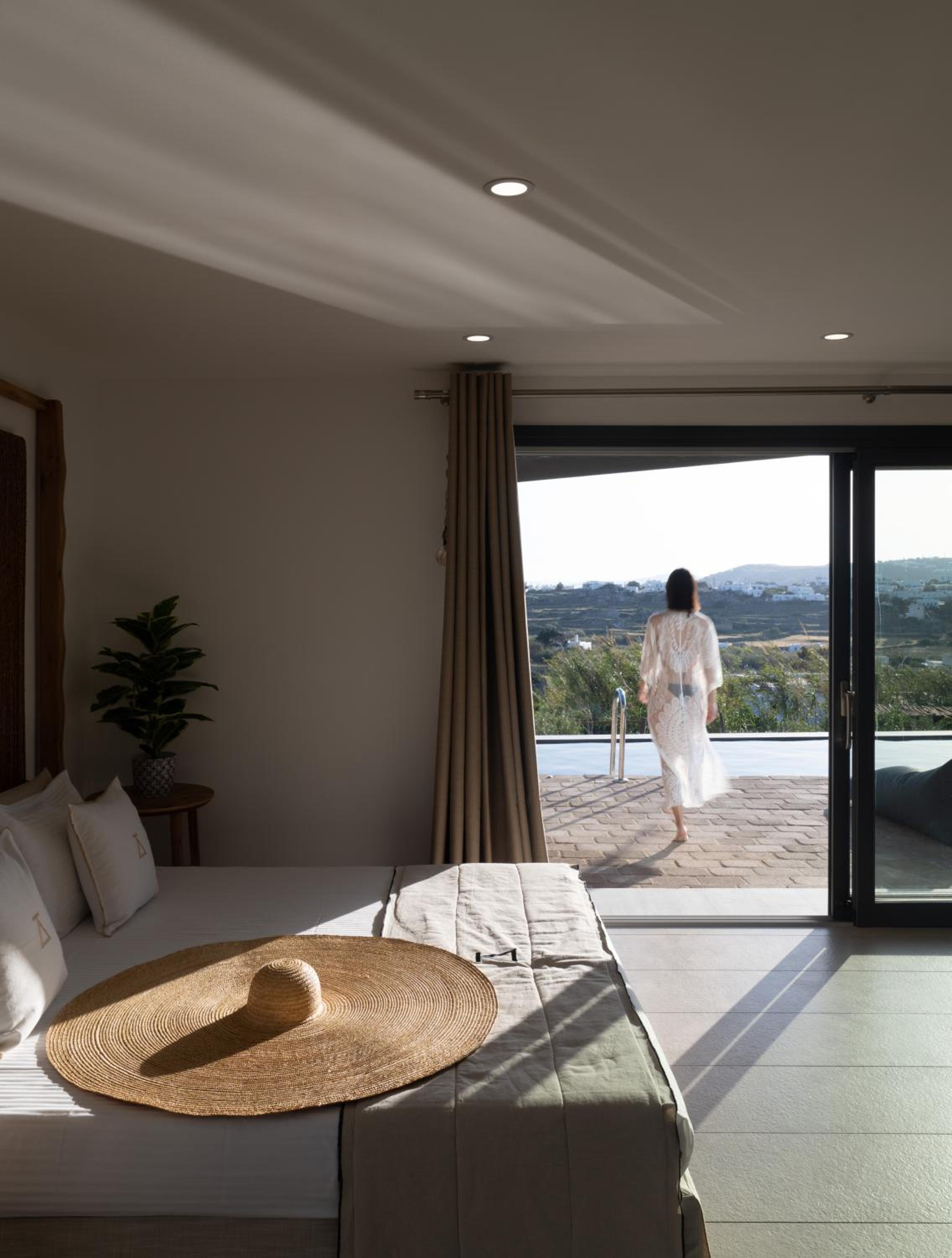 Junior Suite with private pool (Elia) - Photo 2
