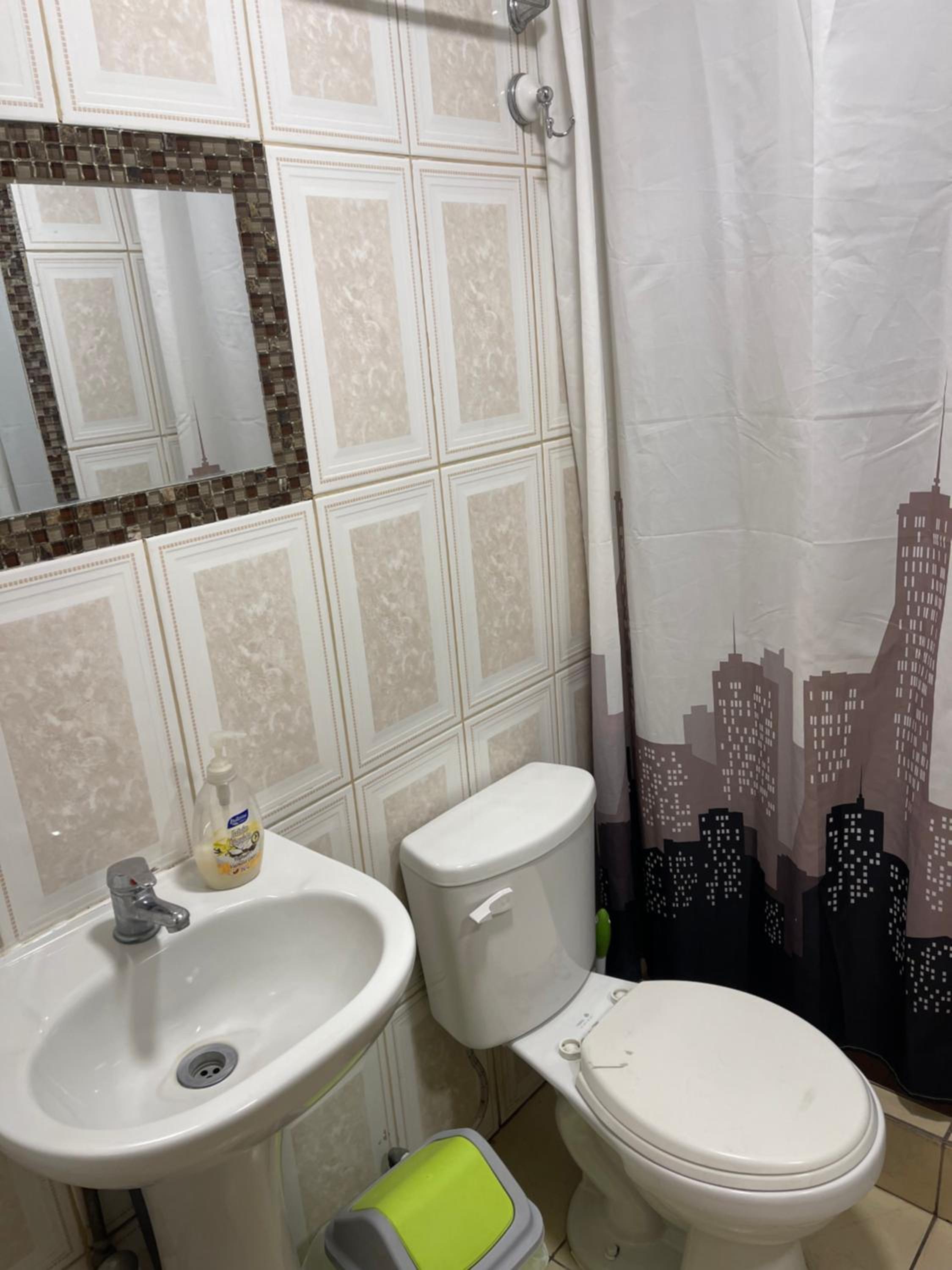 Triple Room with Private Bathroom photo 2