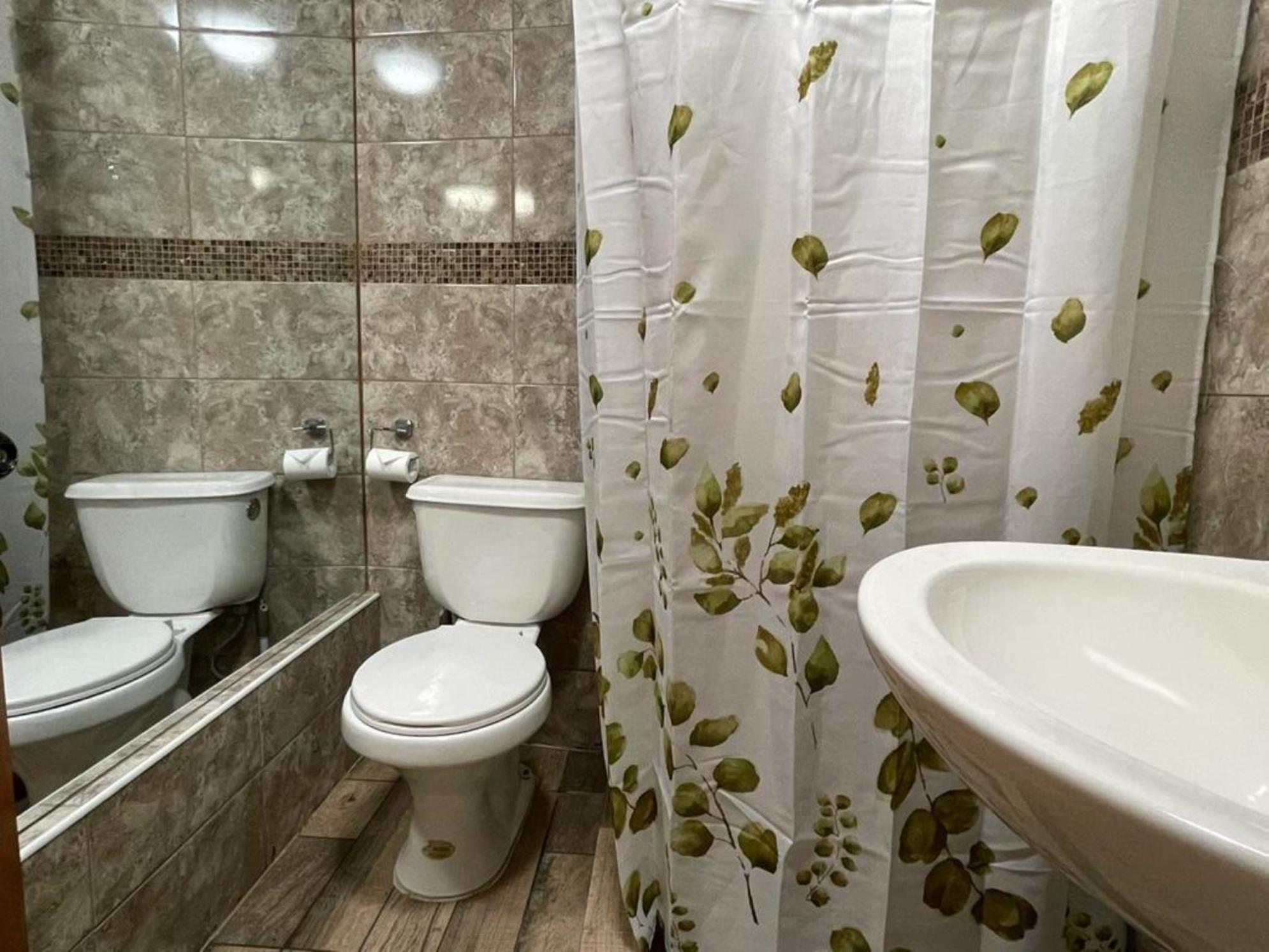 Family Room with Private Bathroom photo 1