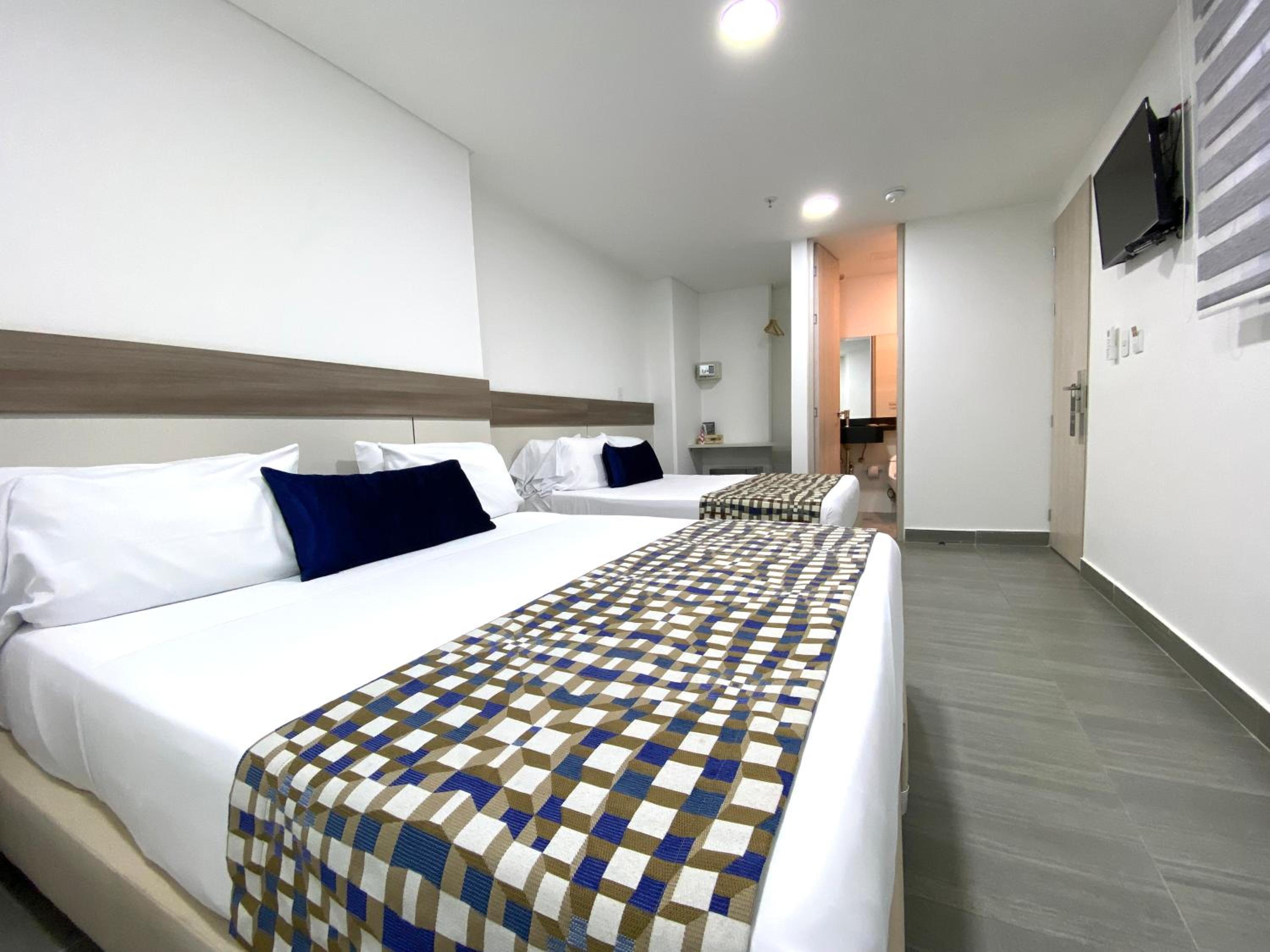 Standard Twin Room photo 2