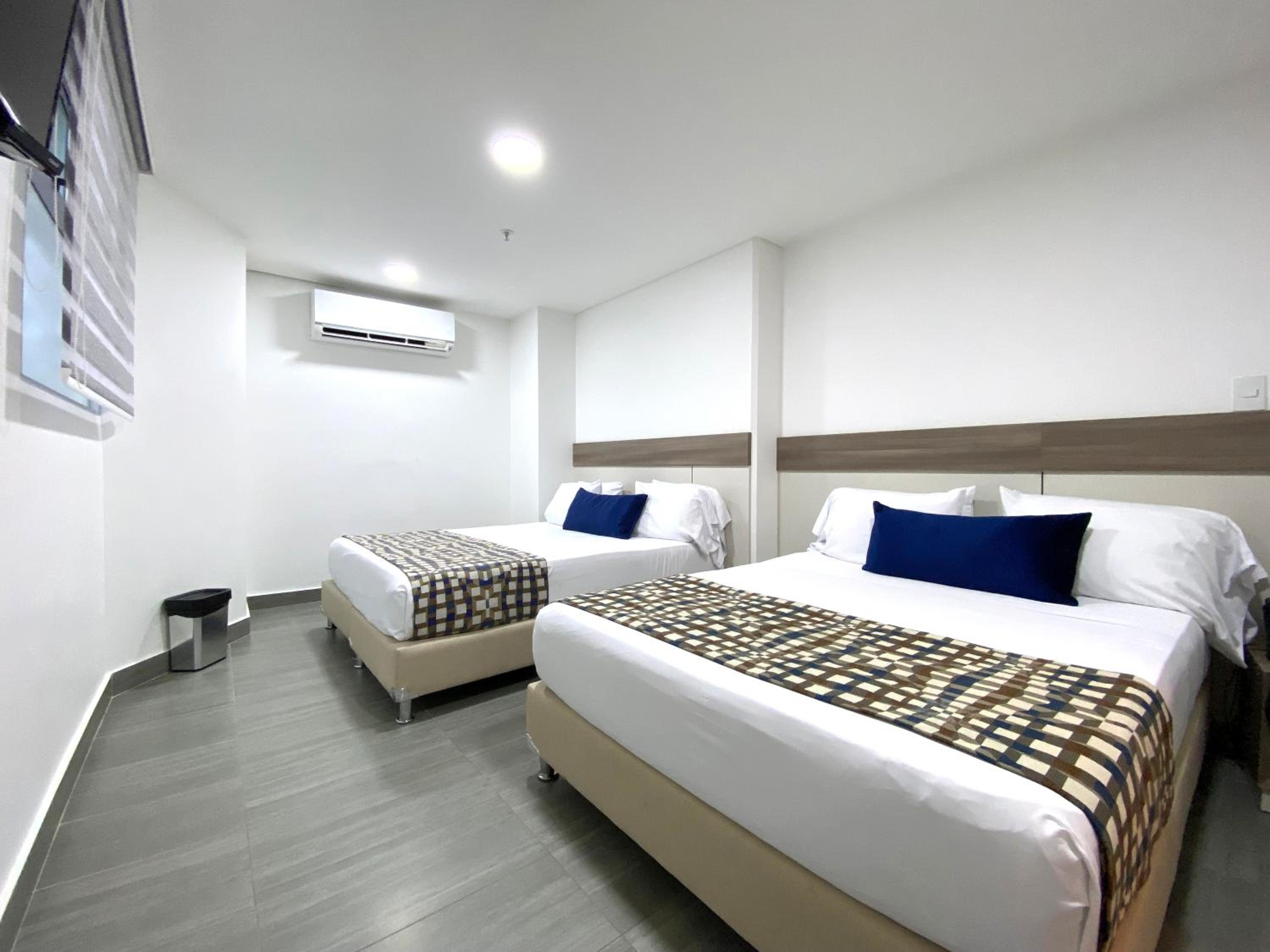 Standard Twin Room photo 3