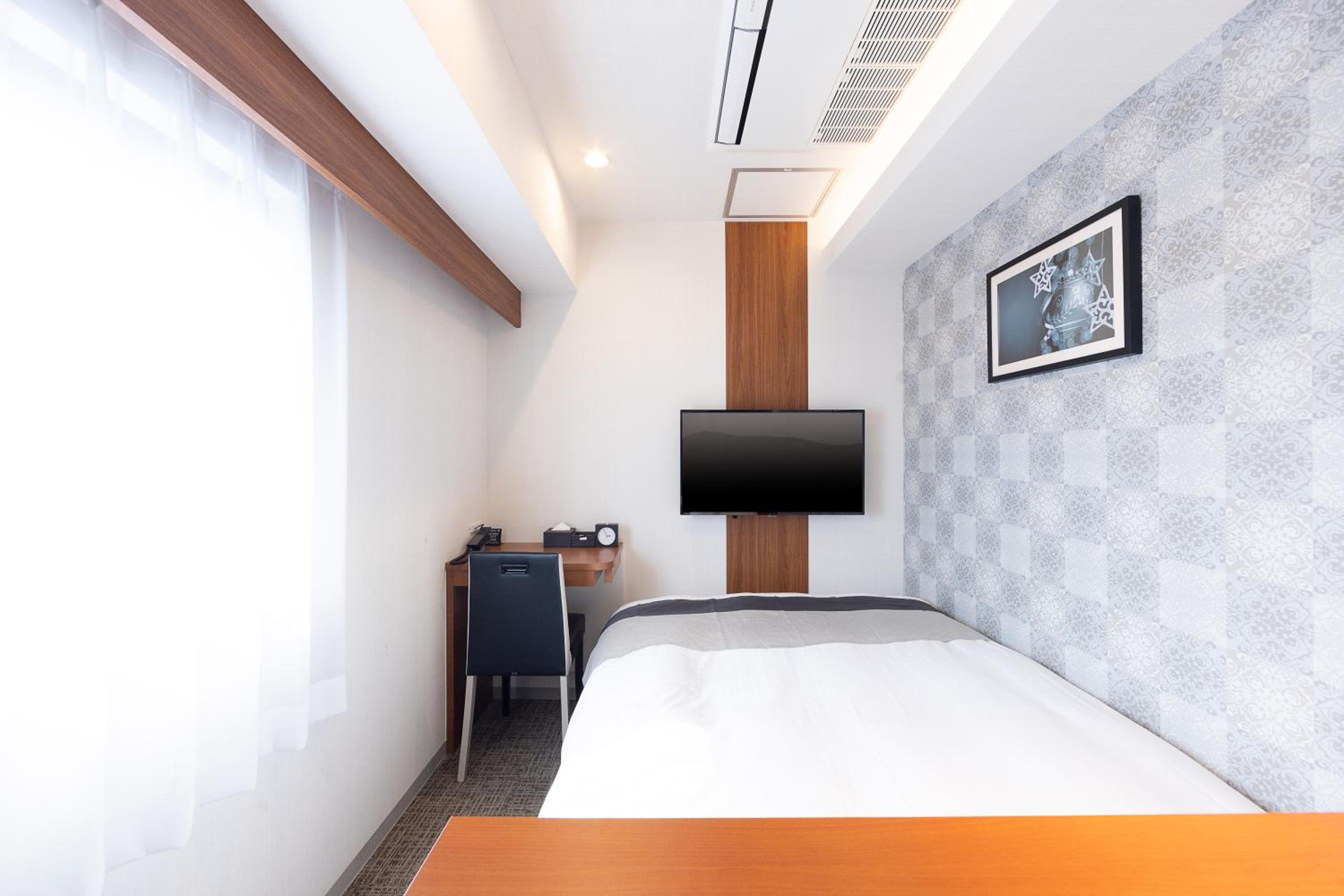 Small Double Room - Photo 8