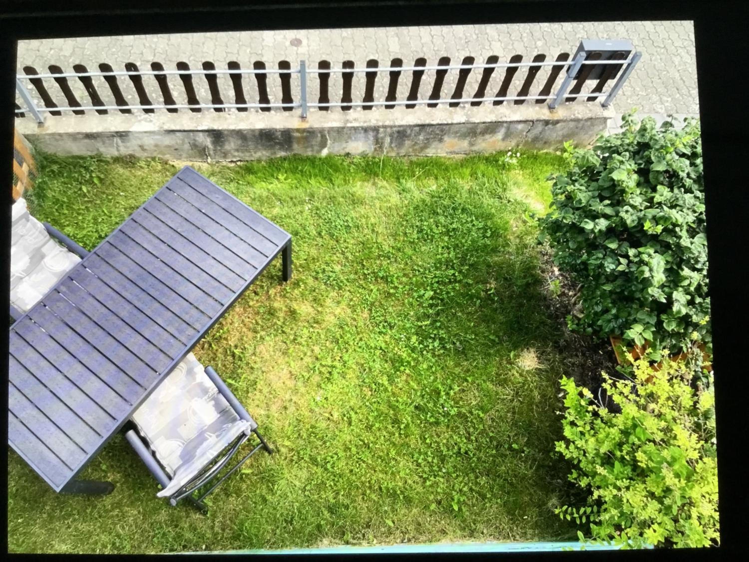 One-Bedroom Apartment - Photo 12