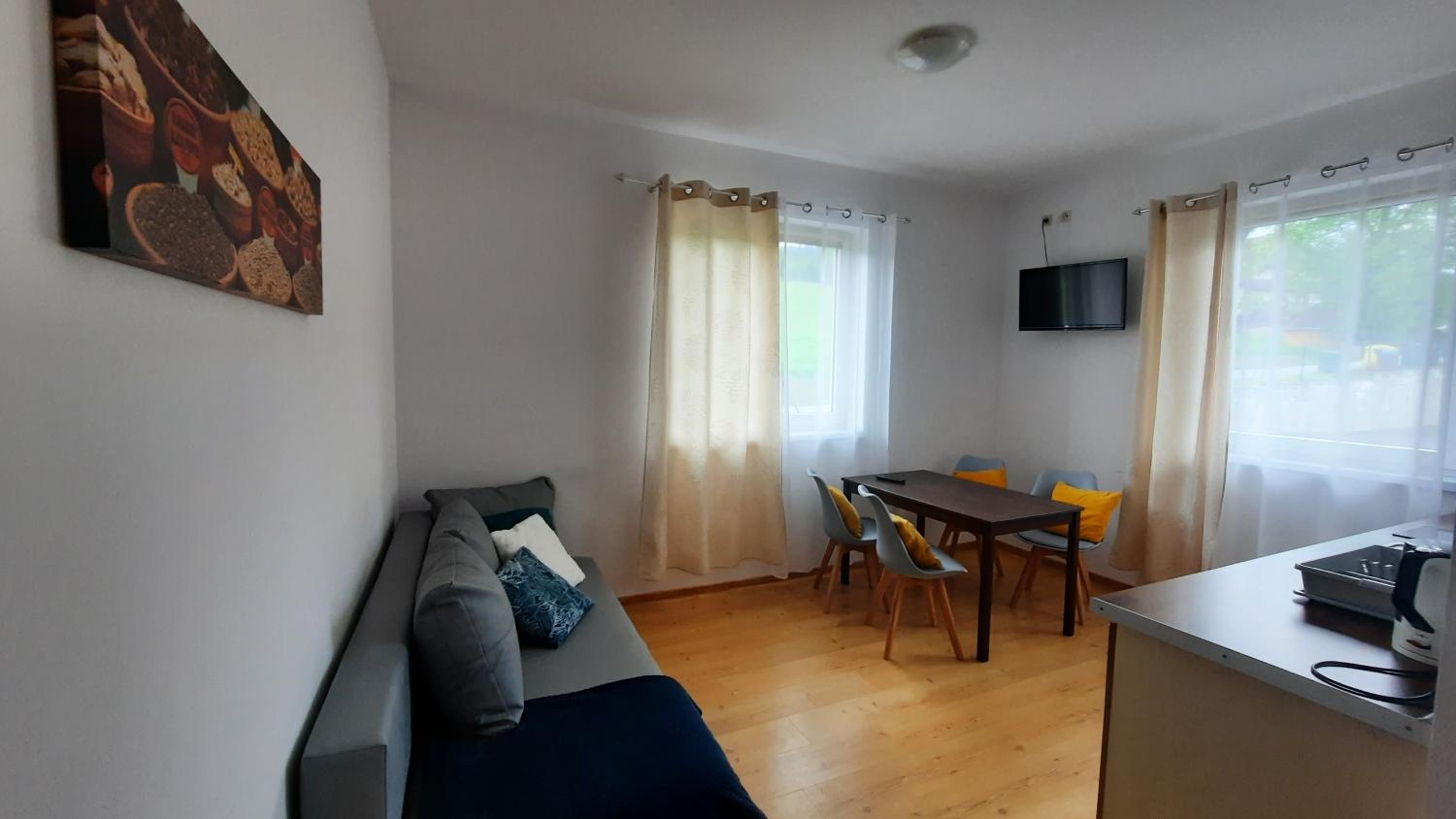 Apartment (4 Adults) photo 1