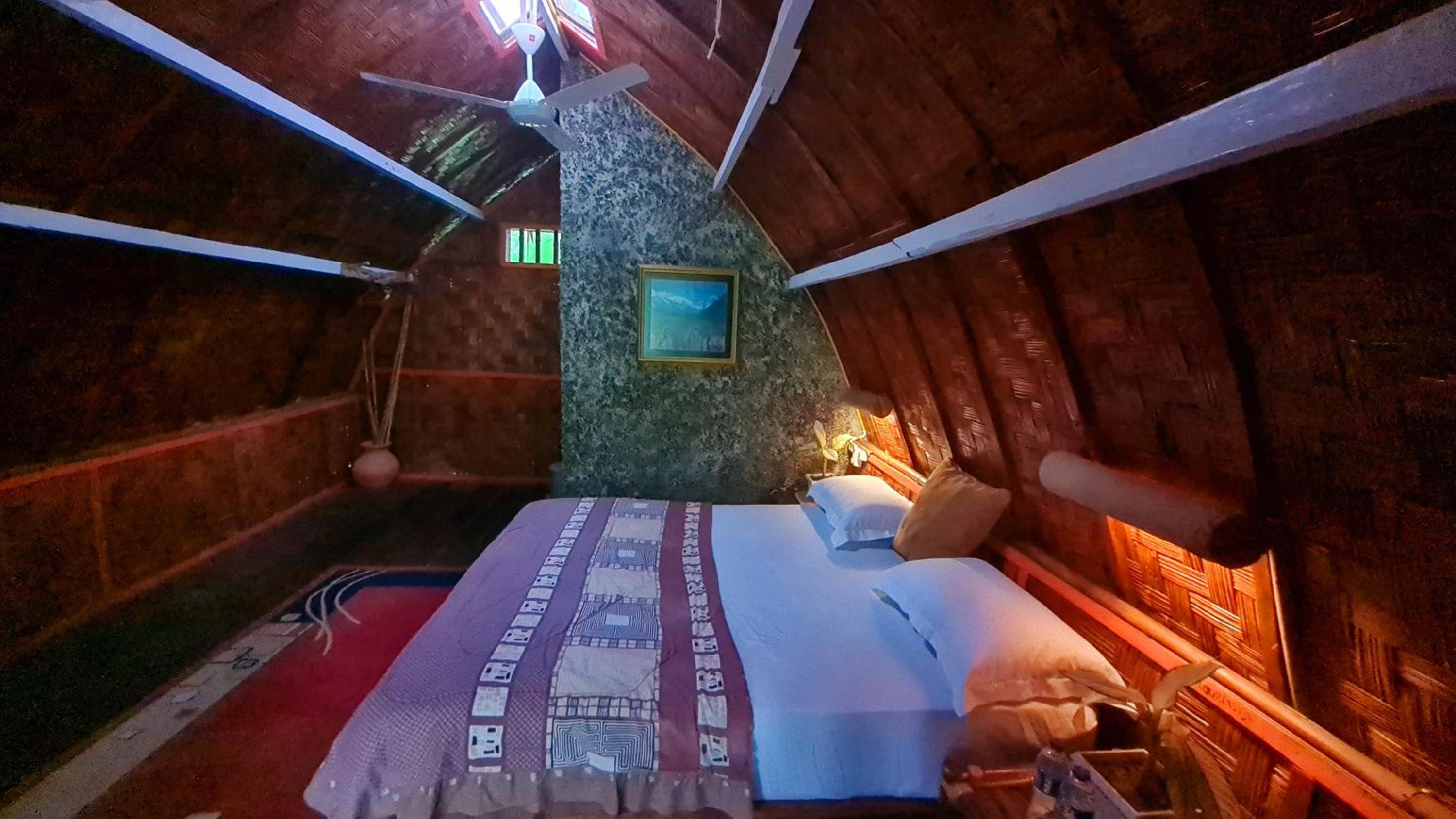 Double Room - Photo 10