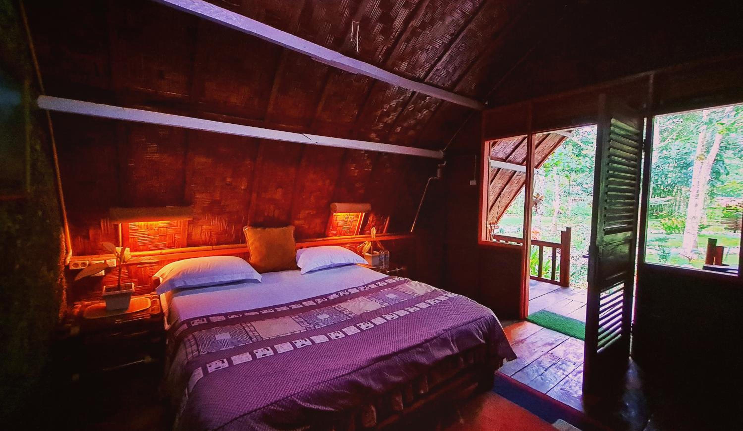 Double Room - Photo 12