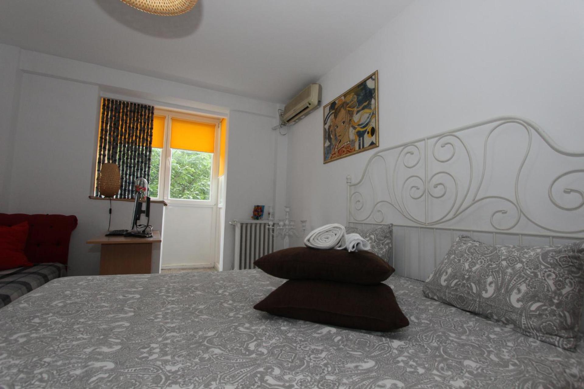 One-Bedroom Apartment - Photo 10