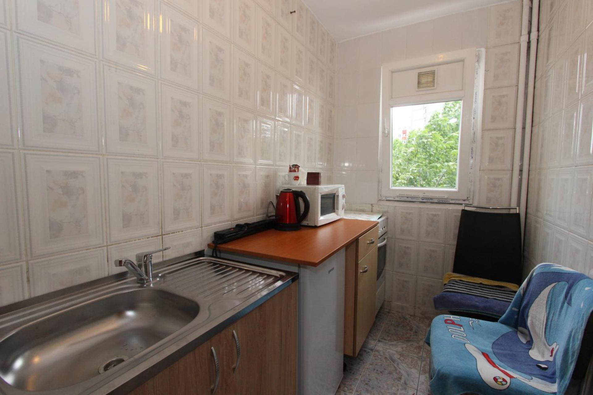 One-Bedroom Apartment - Photo 12