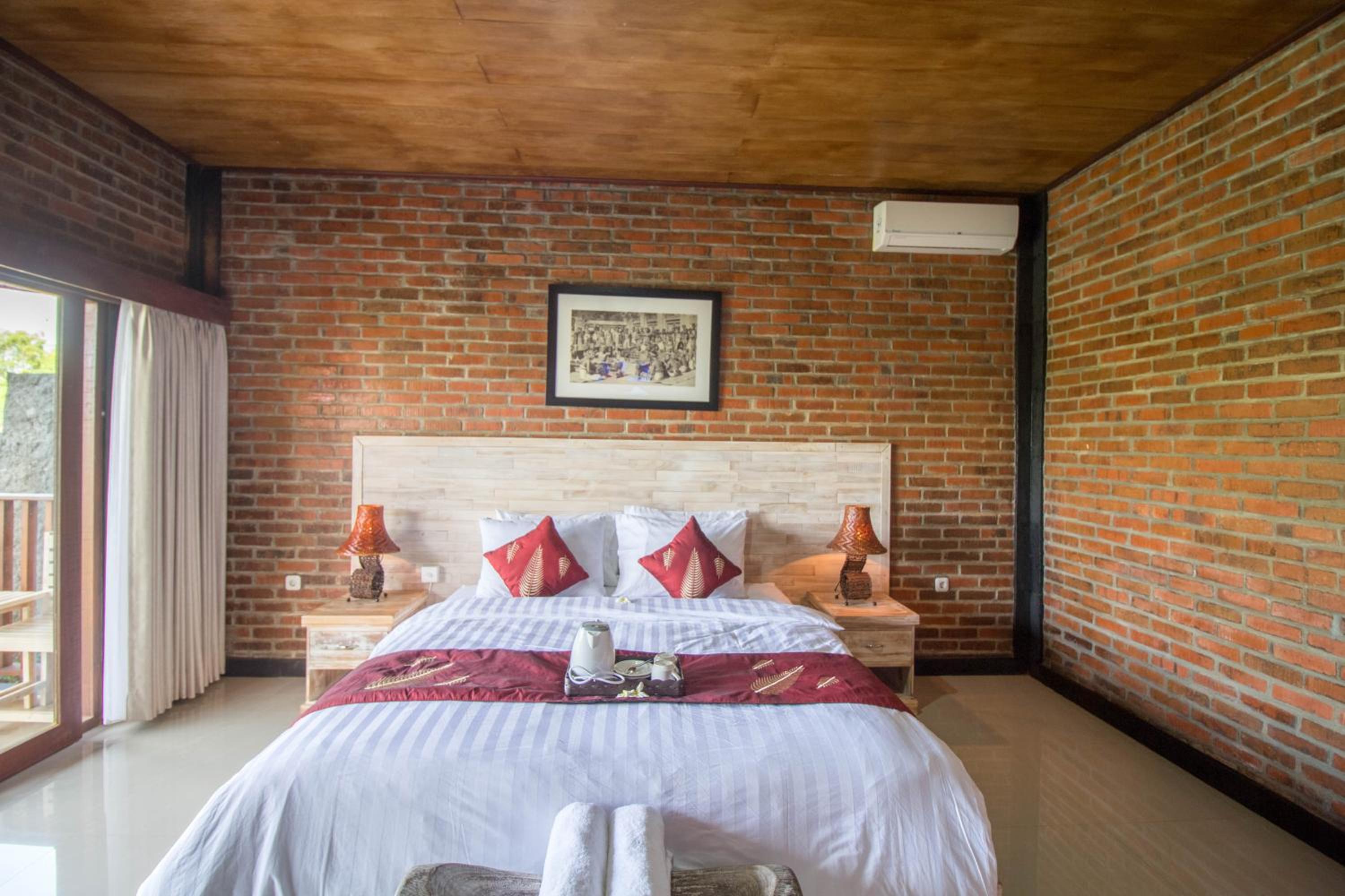 Double Room - Photo 7