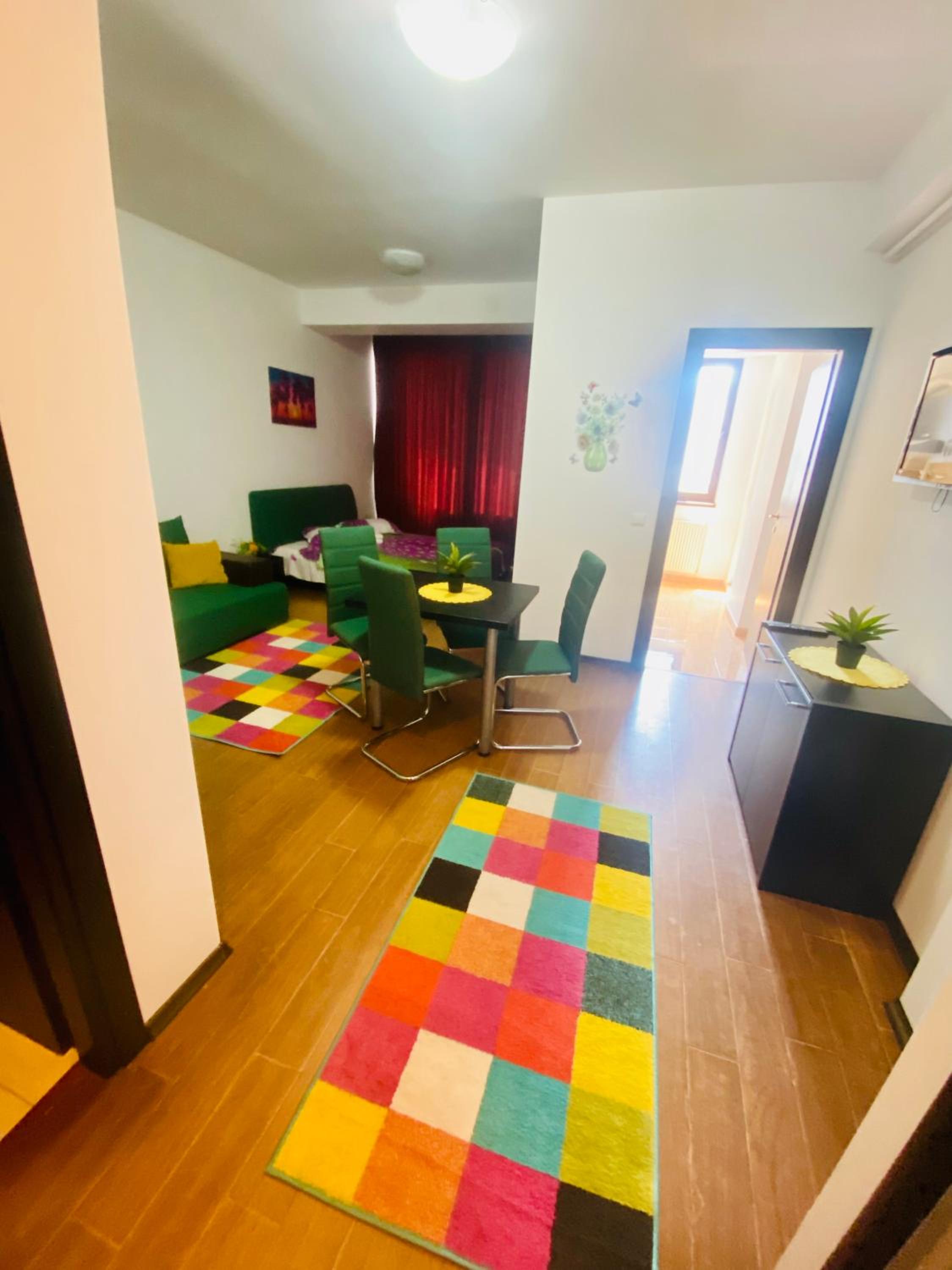 Studio Apartment photo 1
