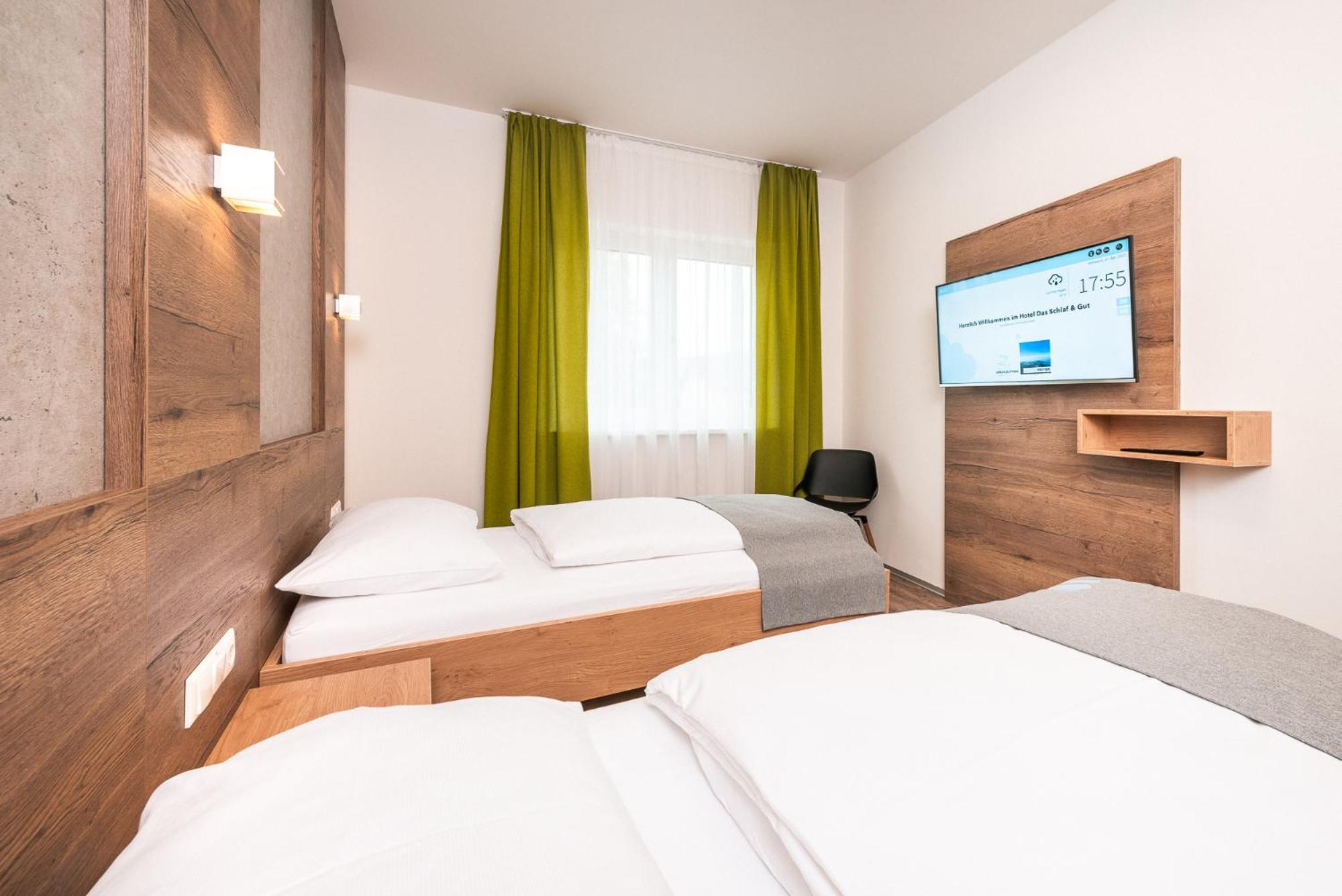Twin Room - Photo 6