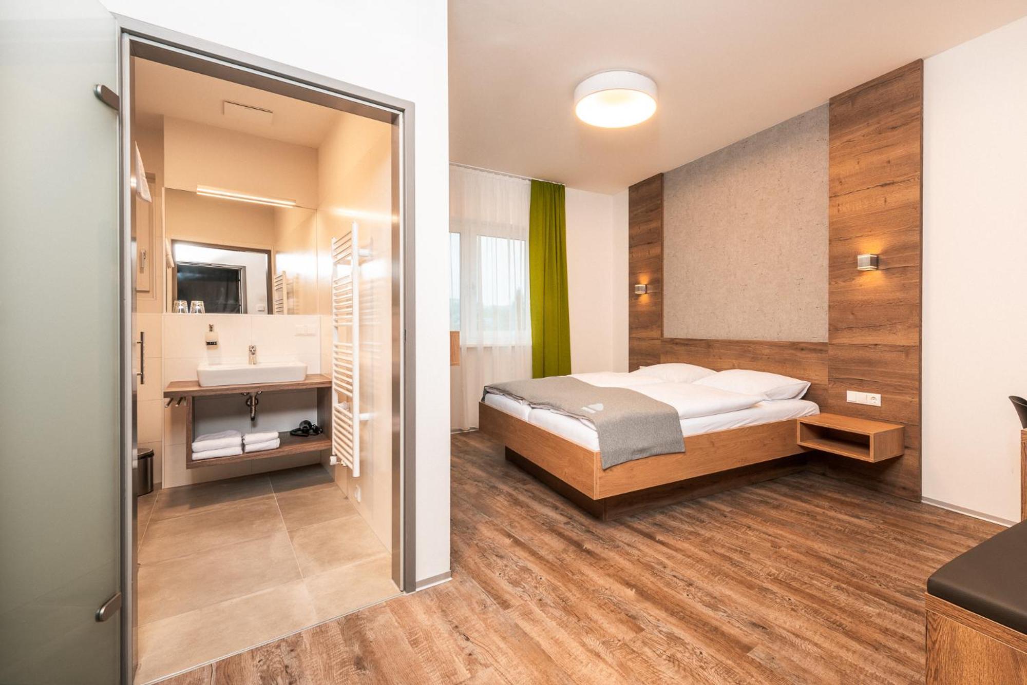 Double Room - Photo 1