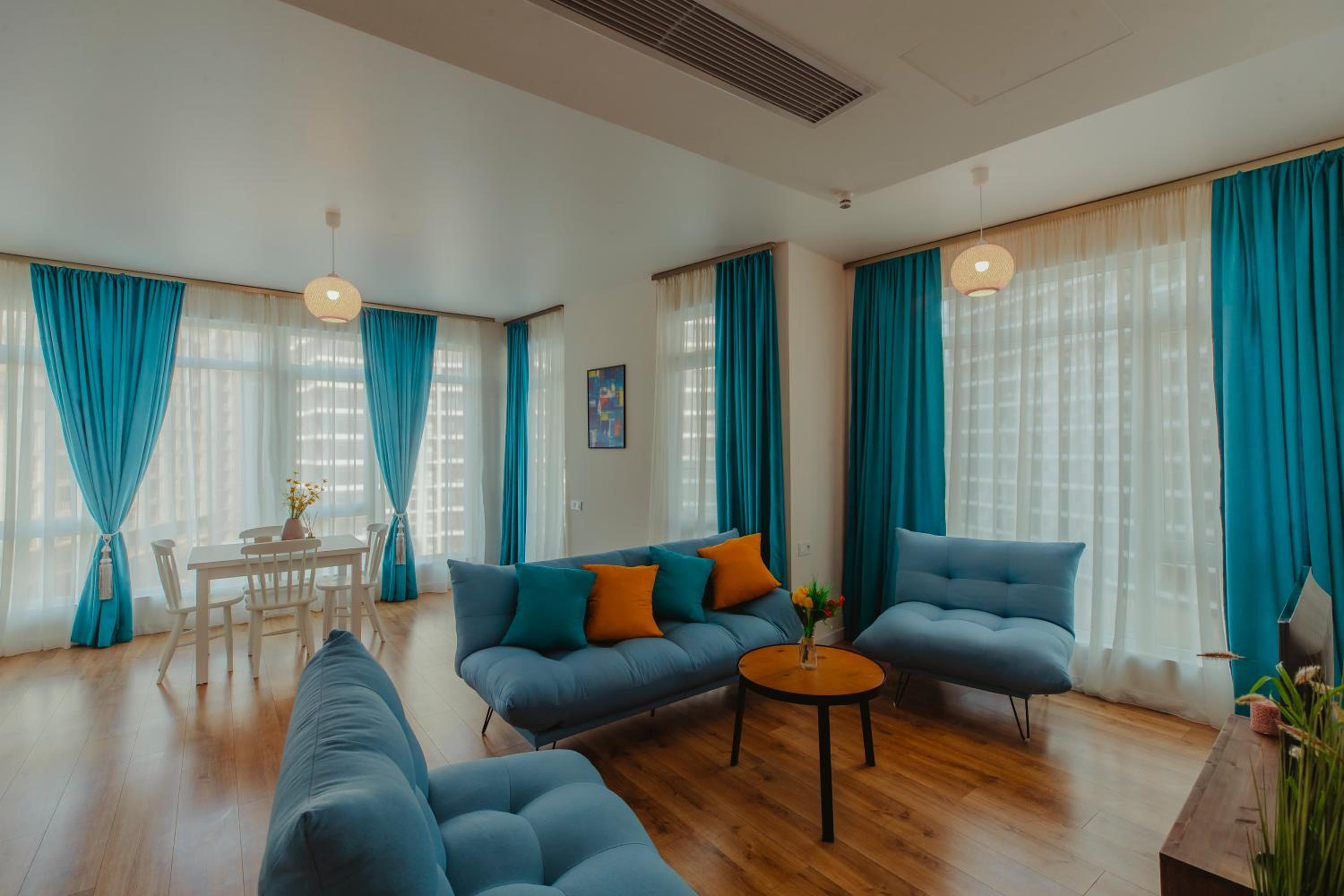 Deluxe Suite - Photo 3