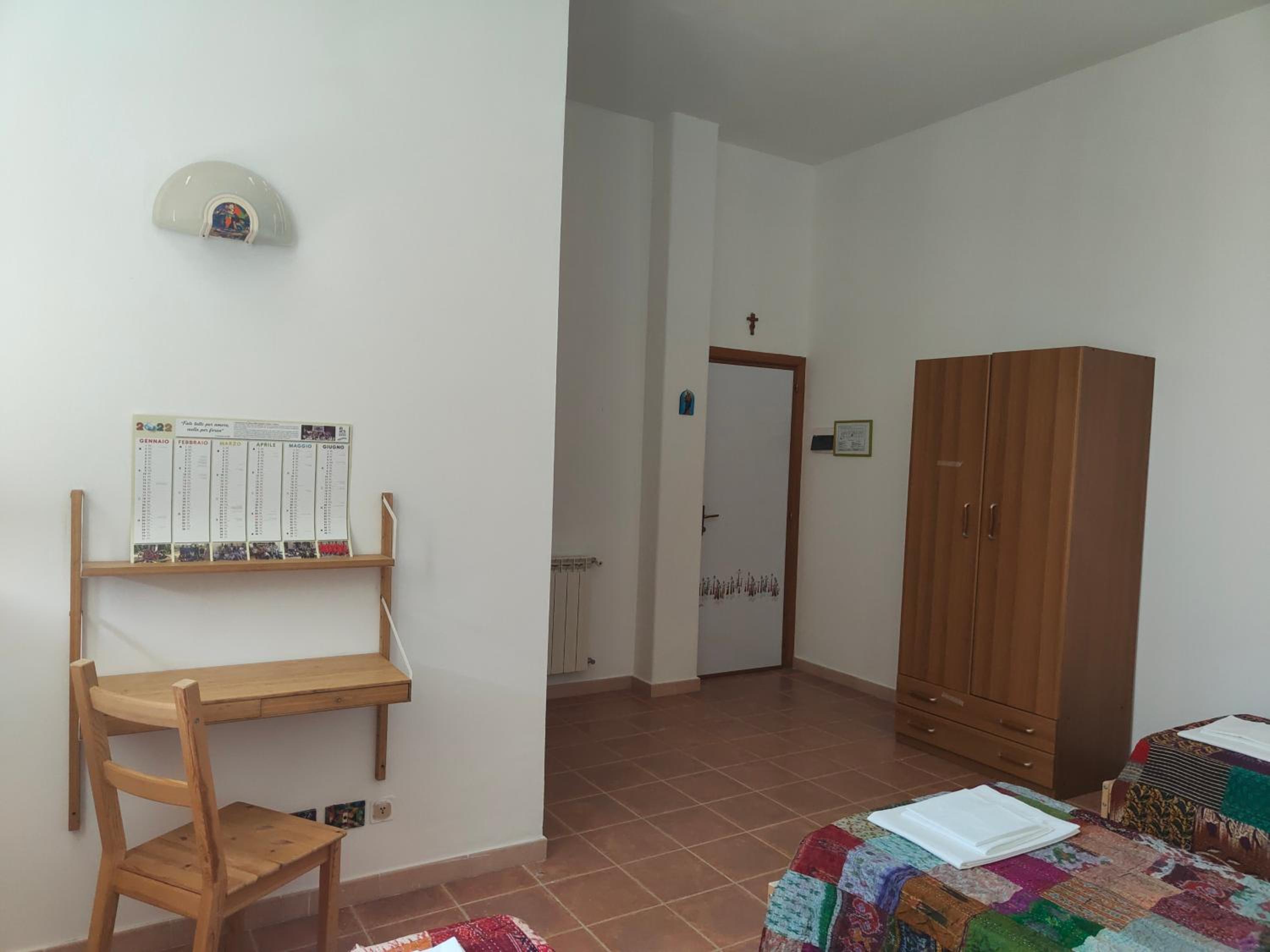 Triple Room - Photo 8