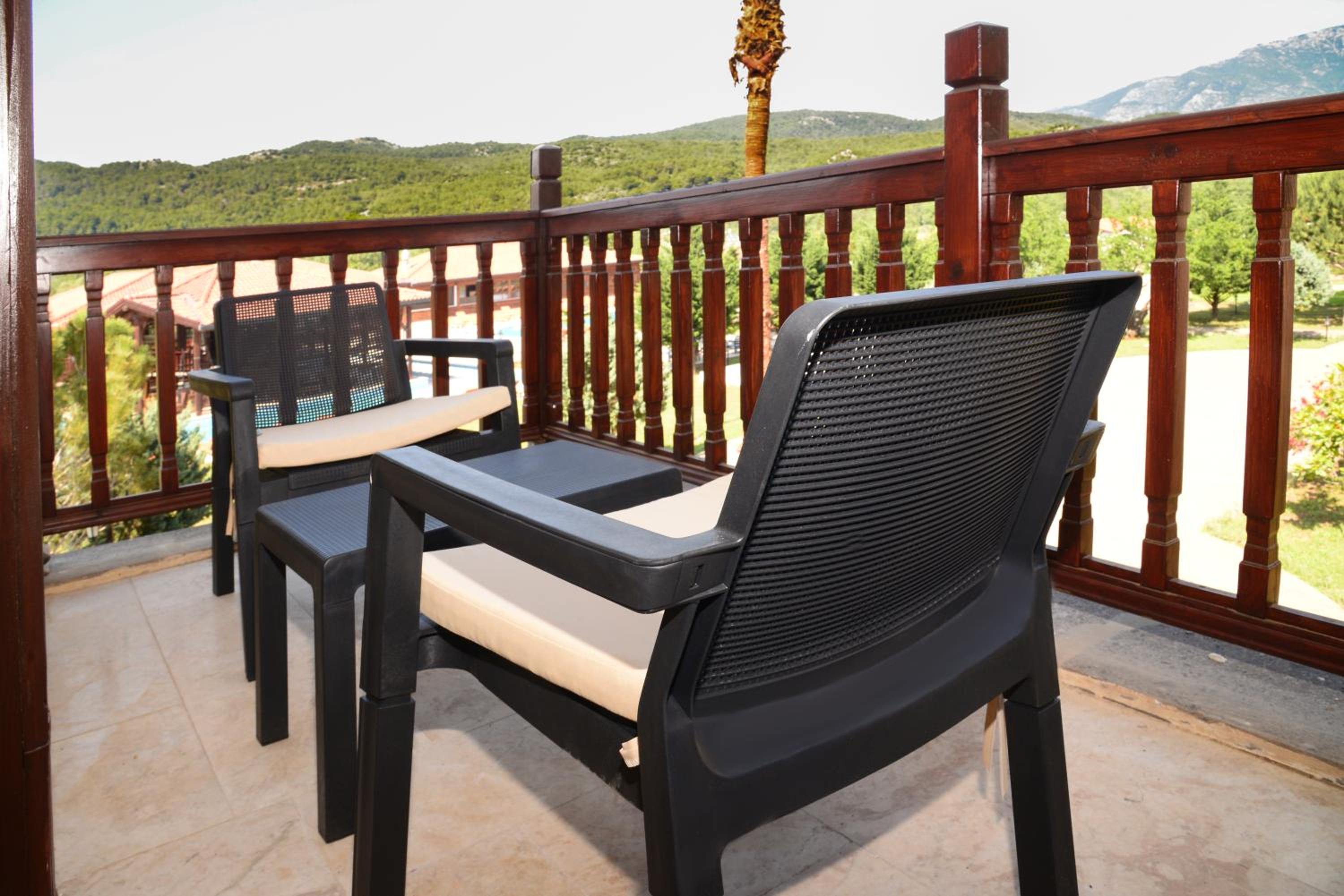 Double Room With Mountain View - Photo 13