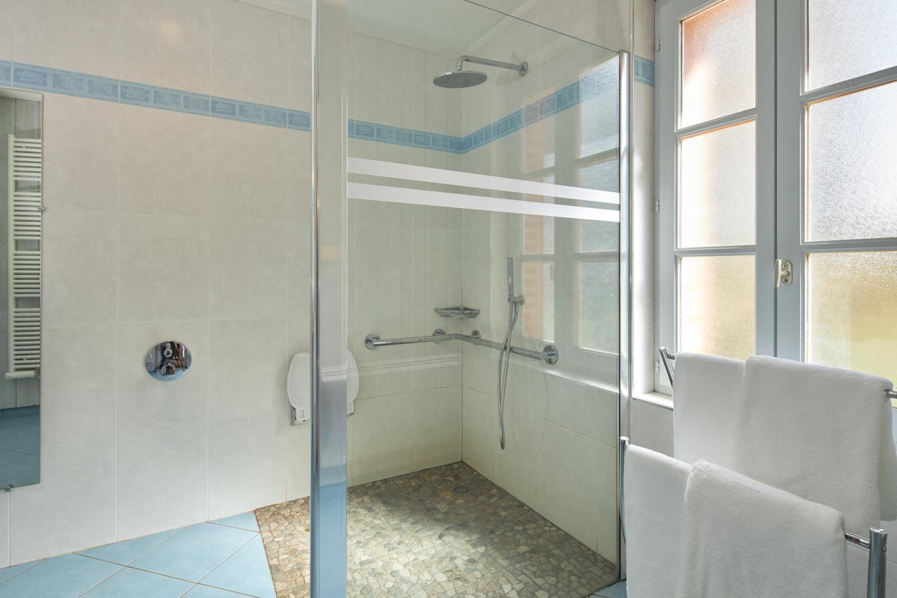 Superior Twin Room - Photo 2